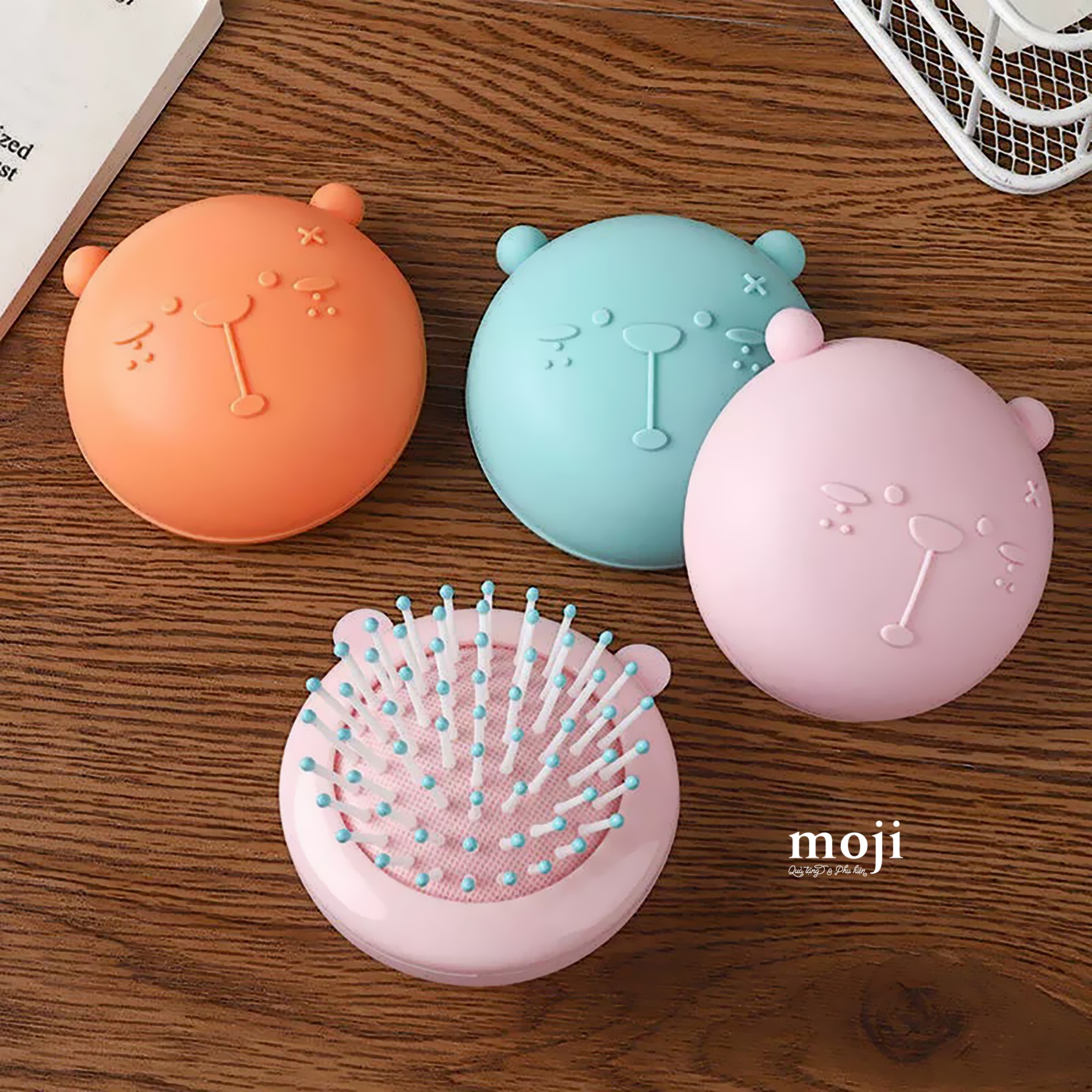 Lược đệm mát xa Baby bear face 1 màu