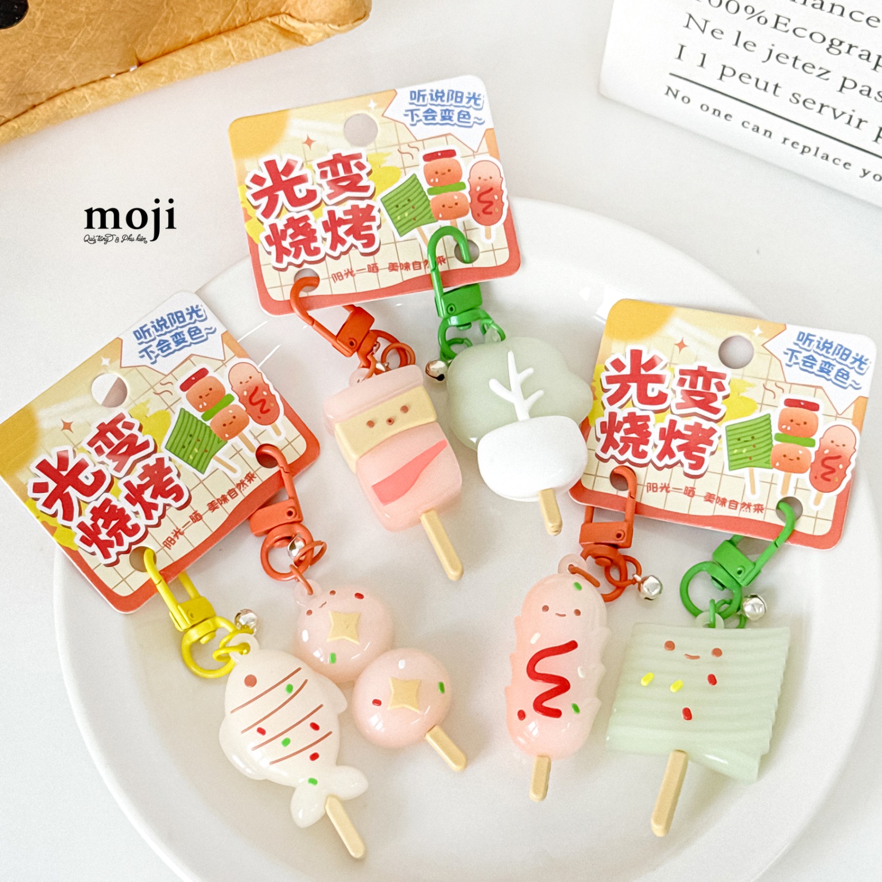 Móc khóa mini Xiên bẩn xiên nướng đổi màu chuông nhỏ set2
