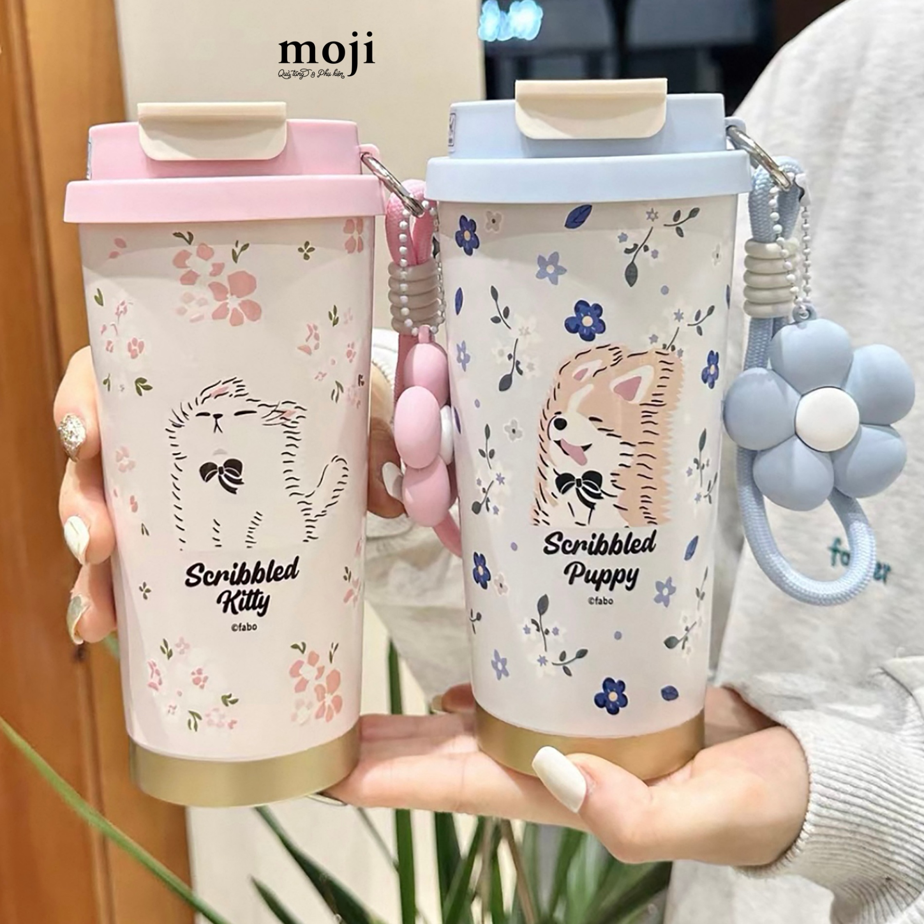 Ly cốc giữ nhiệt Scribbled animal hoa nhỏ kèm móc 520ml