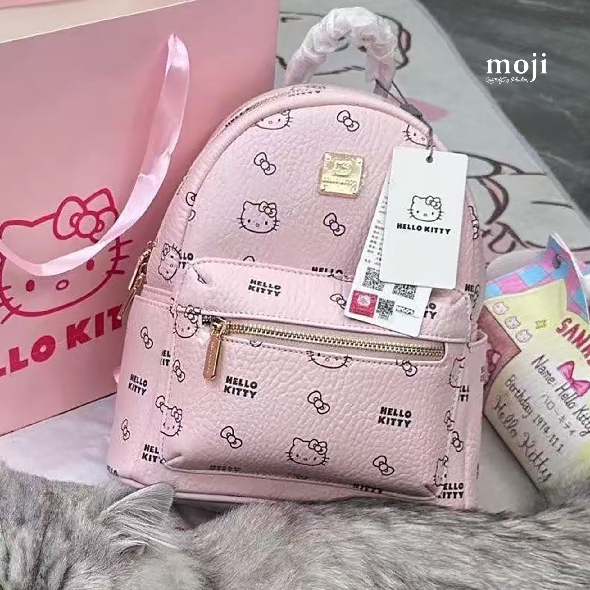 Balo da Sanrio family Hello Kitty face bow 12x22x24