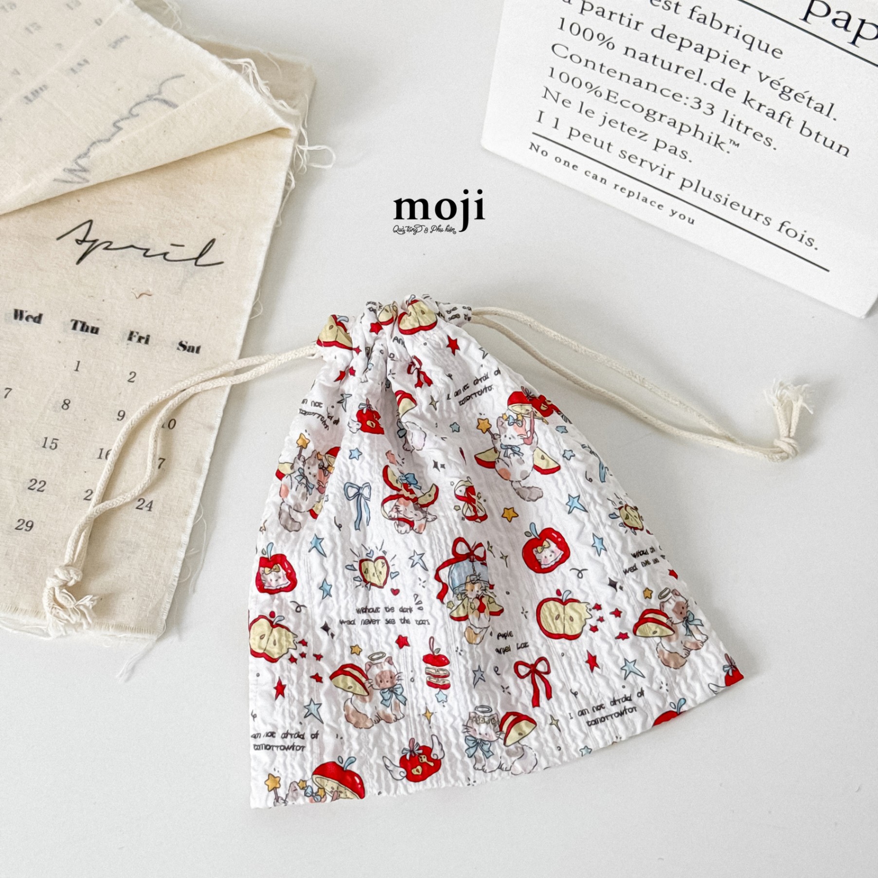 Túi đựng mỹ phẩm dây rút Cute cat dog bow fruit star họa tiết dập nổi 14x15
