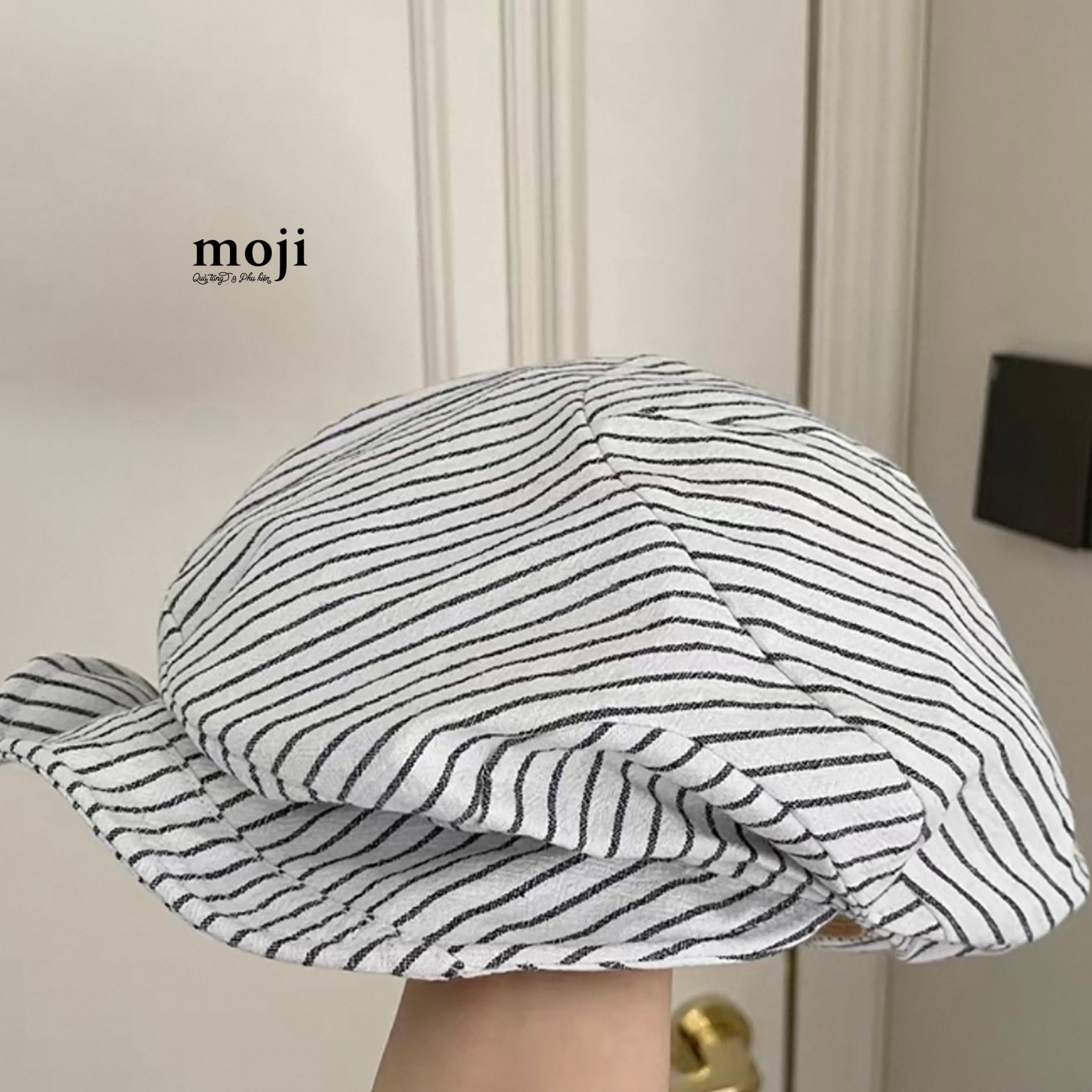 ThumbnailUri