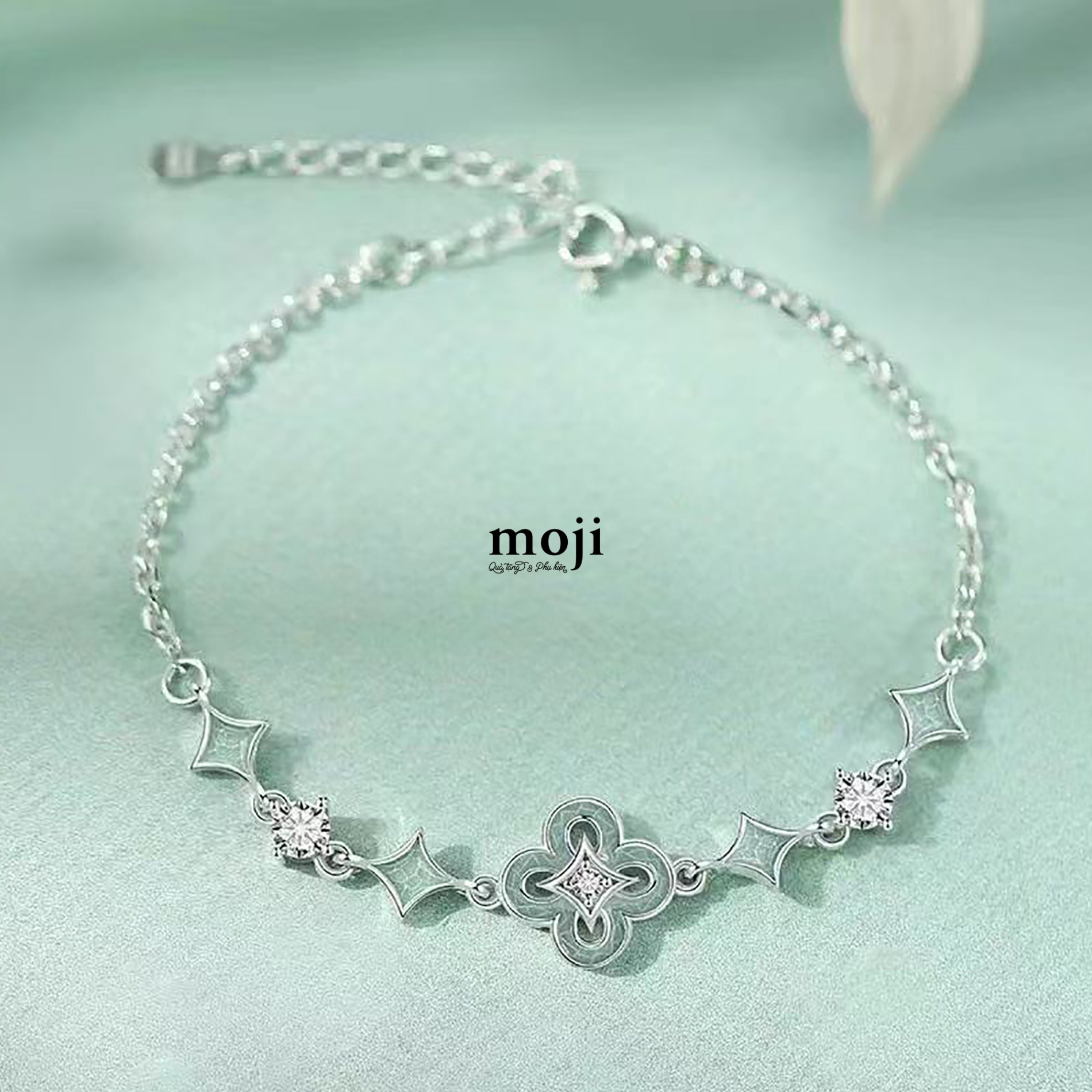 A.840 Vòng tay C4L-25084445