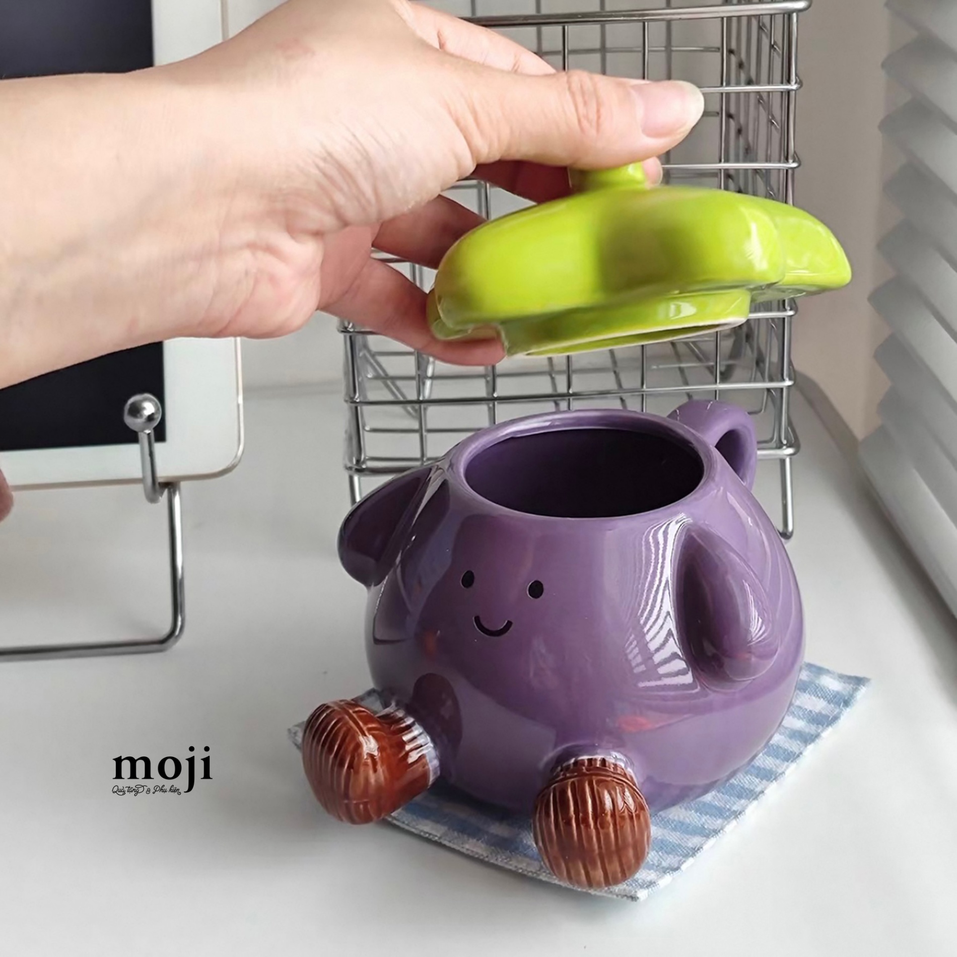 ThumbnailUri
