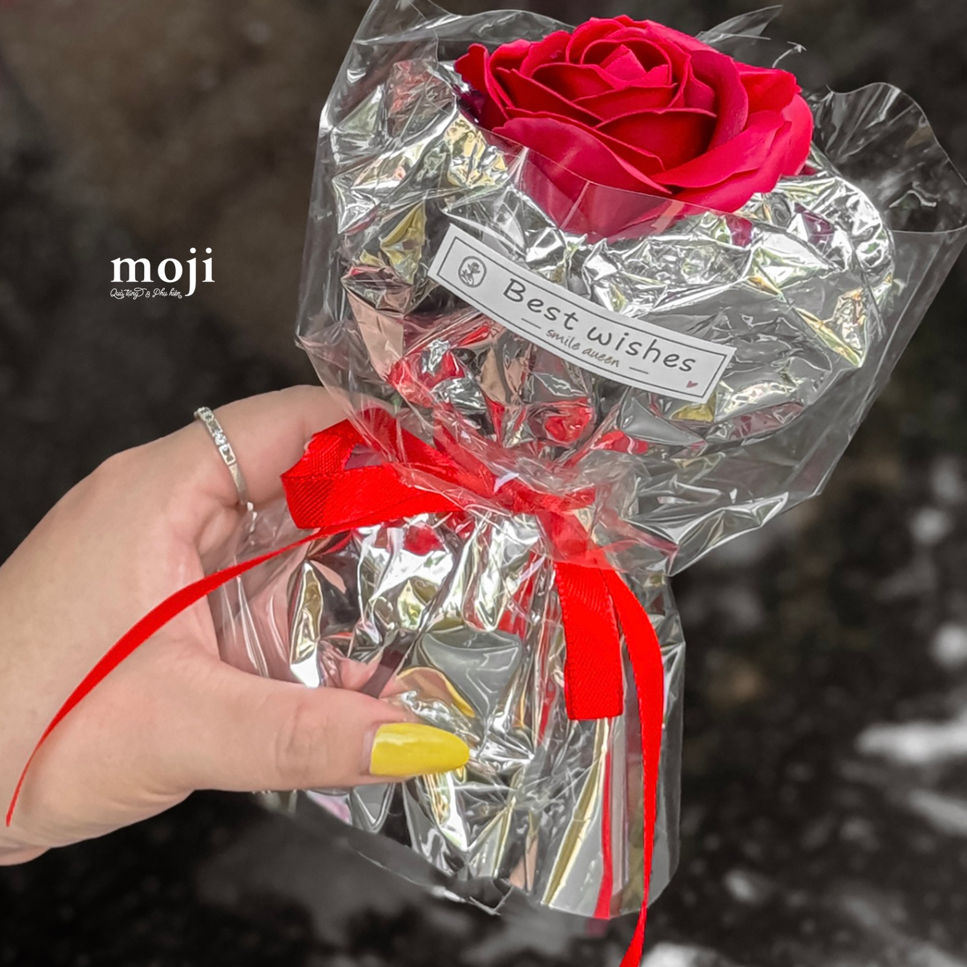 Hoa sáp lẻ Hoa hồng Best wishes bọc sliver 17cm