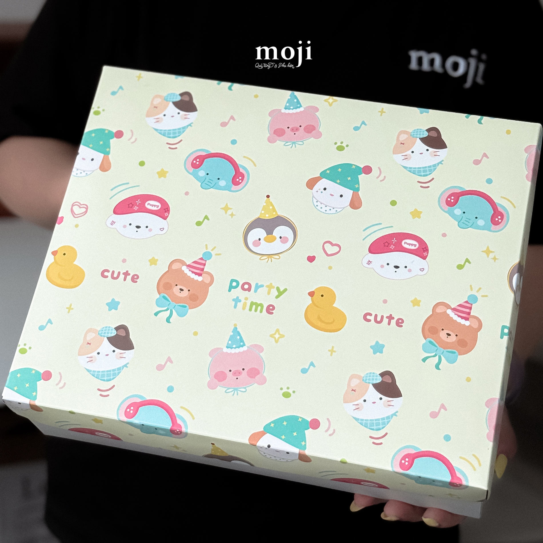 B.047 Hộp quà MZ ANM 92430-25097004