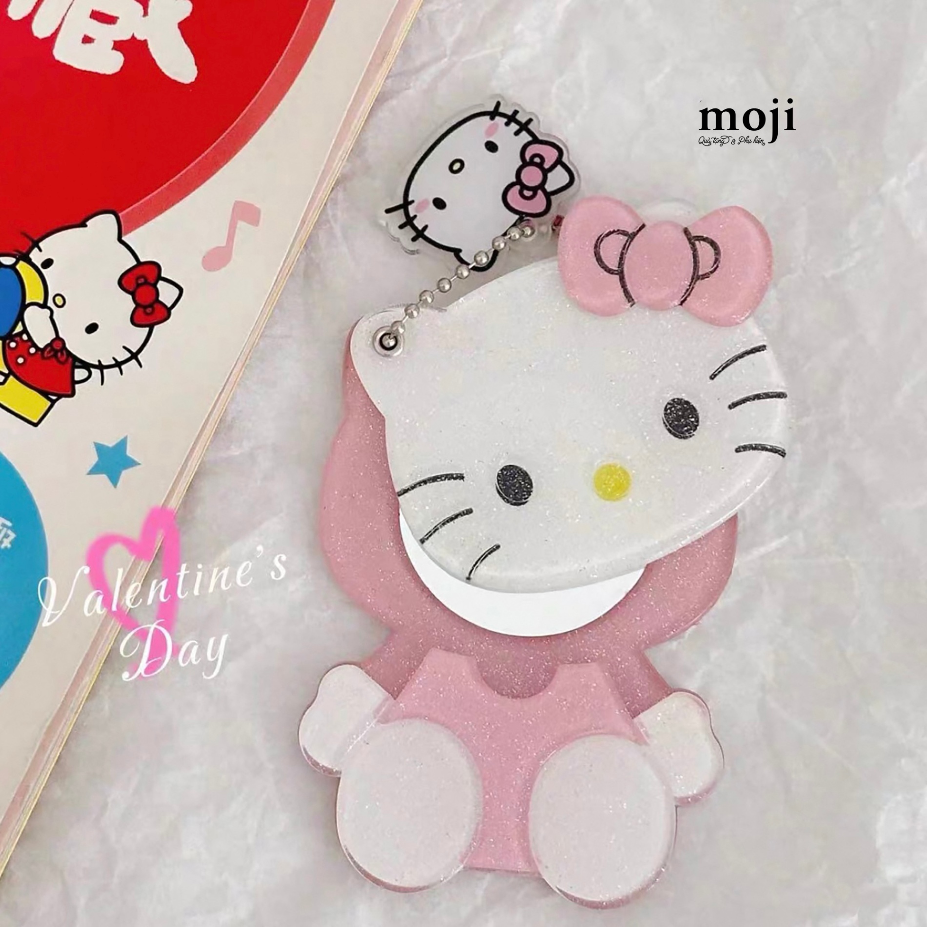 Gương gập cắt hình Sanrio Hello Kitty blink kèm móc