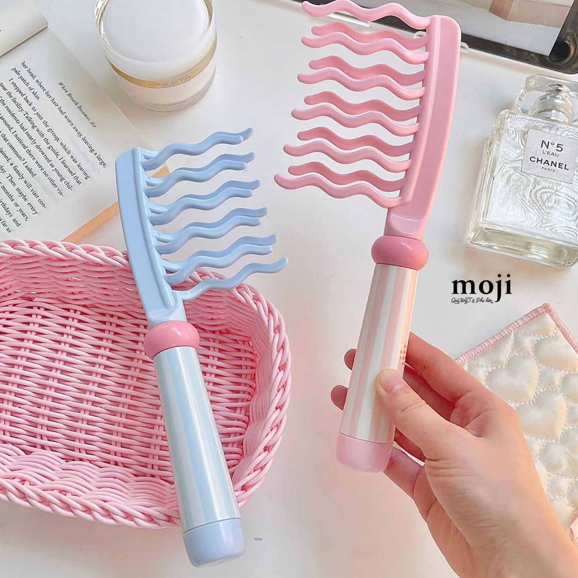 Lược nhựa răng thưa Wave gợn sóng straight line pastel color 23cm