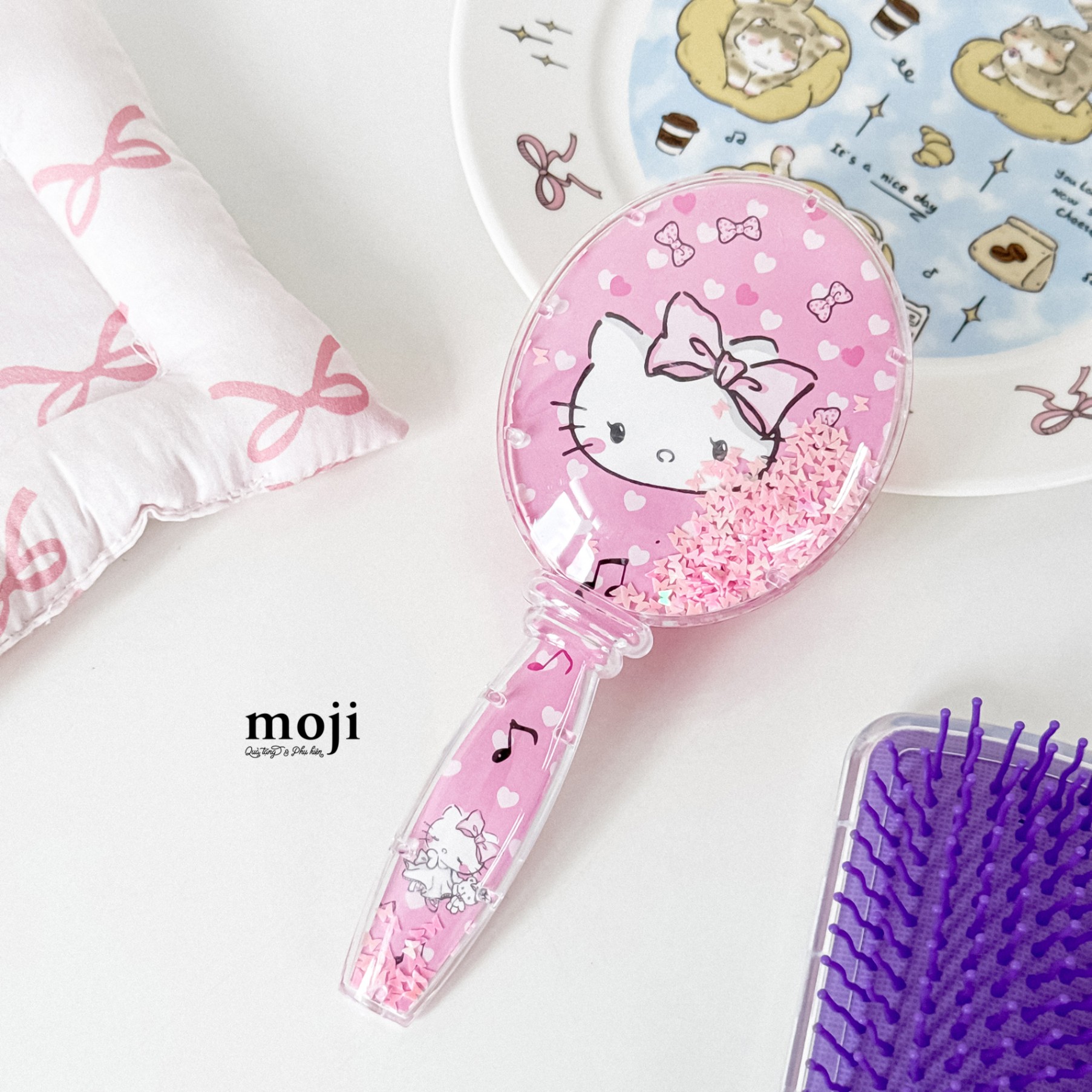 Lược đệm mát xa Sanrio family Hello Kitty lovely ngôi sao