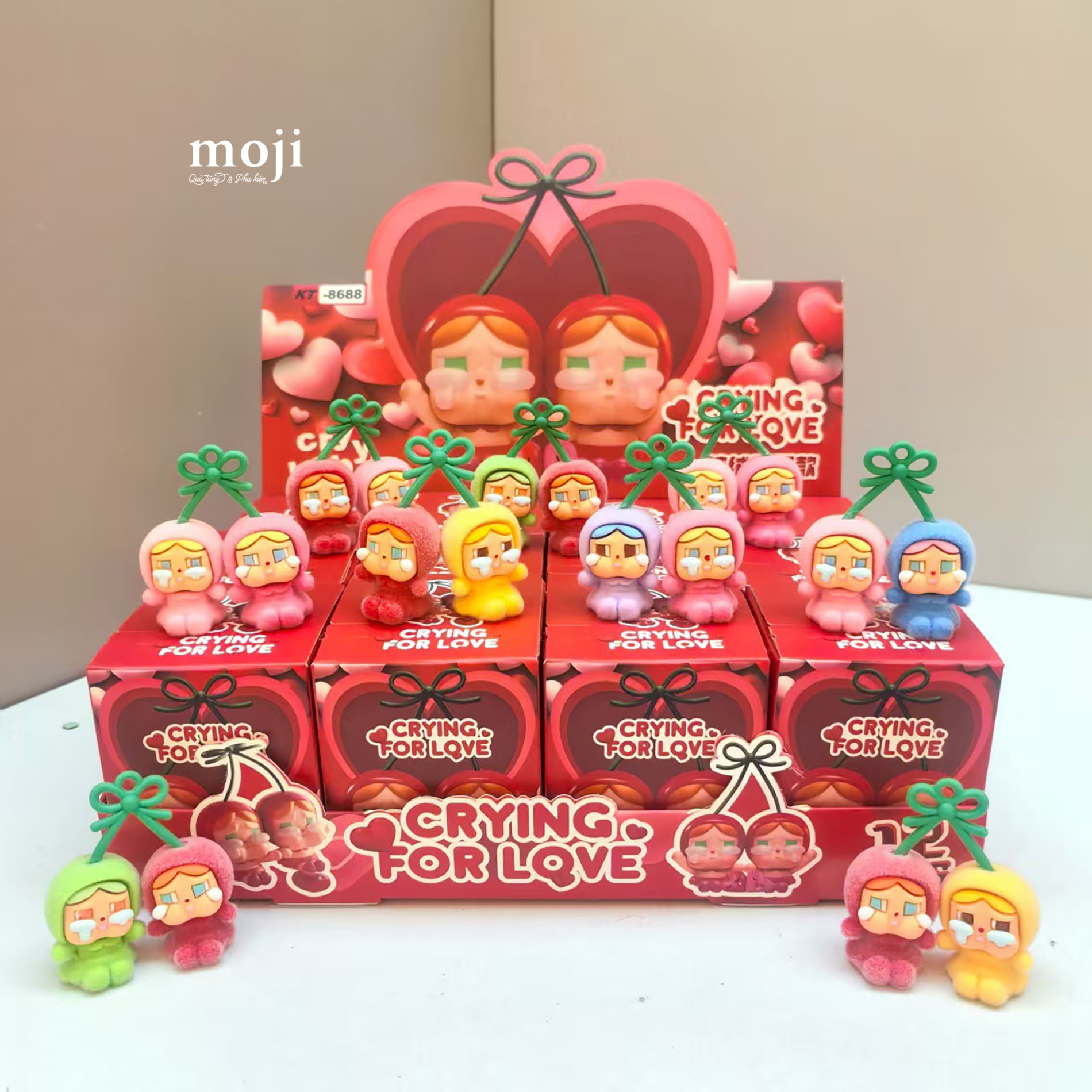 B.081 Blindbox mini unoff Crybaby couple crying for love