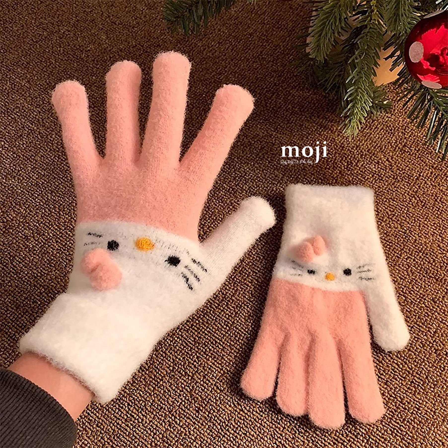 B.096 Găng tay len Sanrio Hello Kitty face đeo nơ nổi phối màu