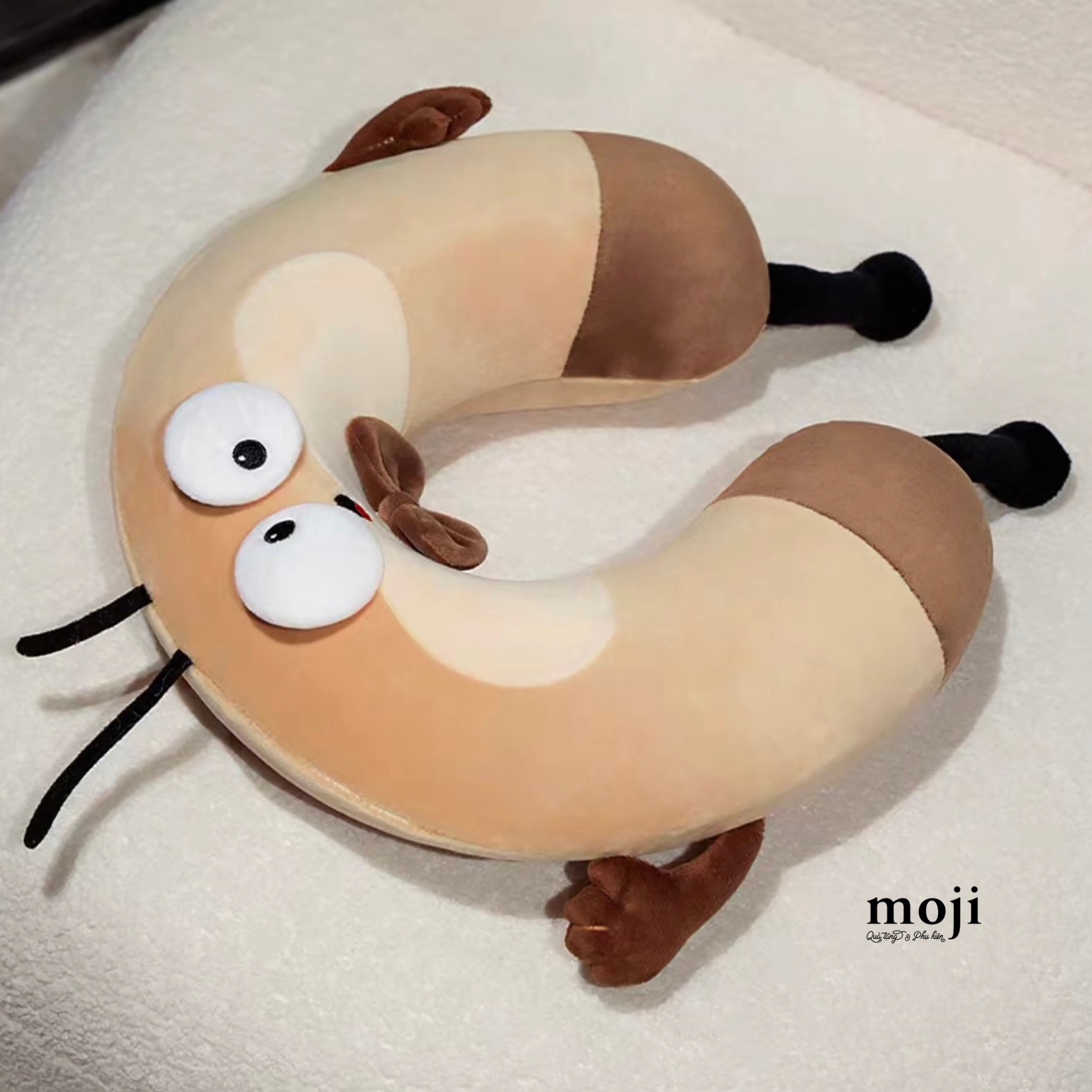 A.772 Gấu bông chữ U Tiểu Cường mắt nổi có tay