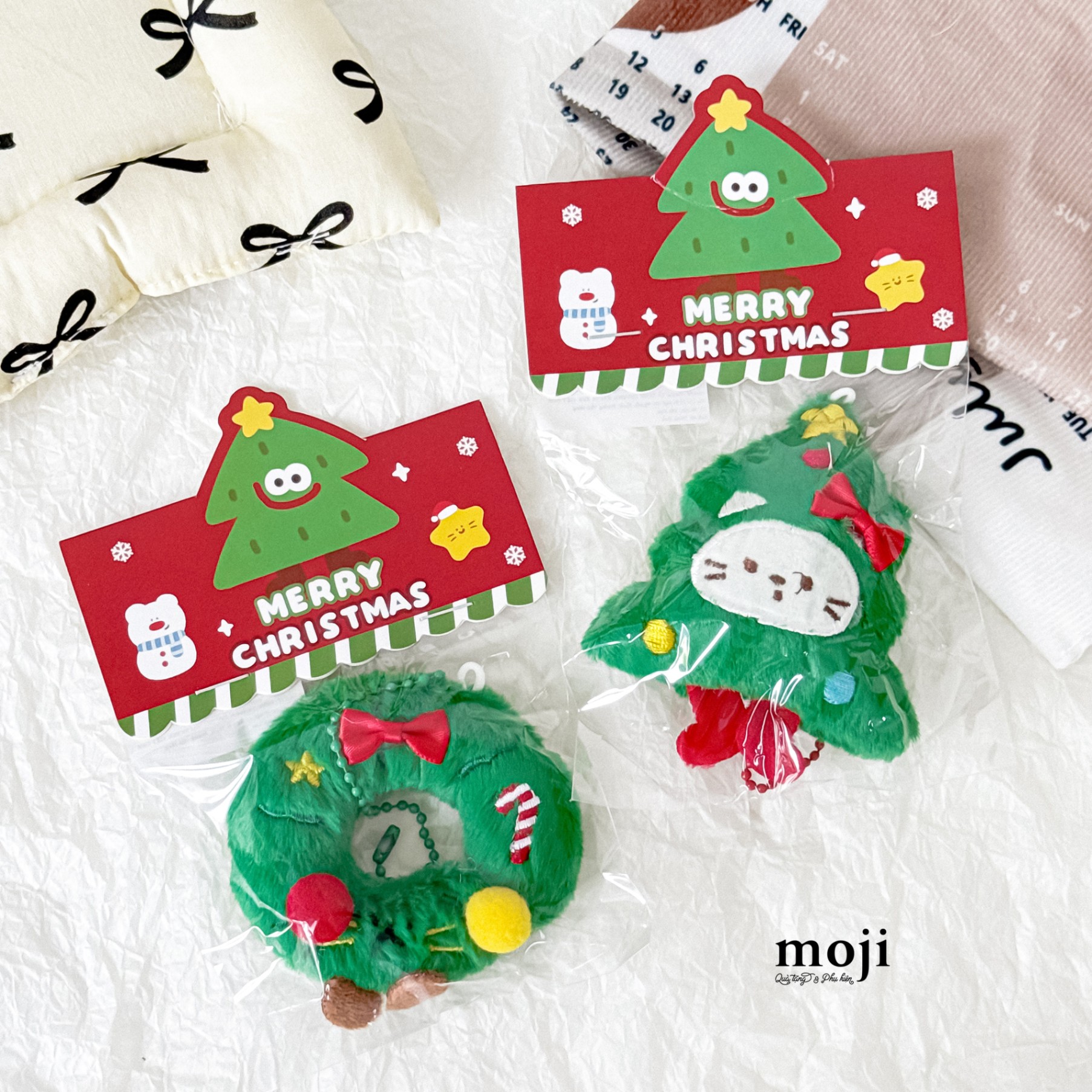 B.05A Móc khóa xmas Cute cat cosplay cây thông nguyệt quế