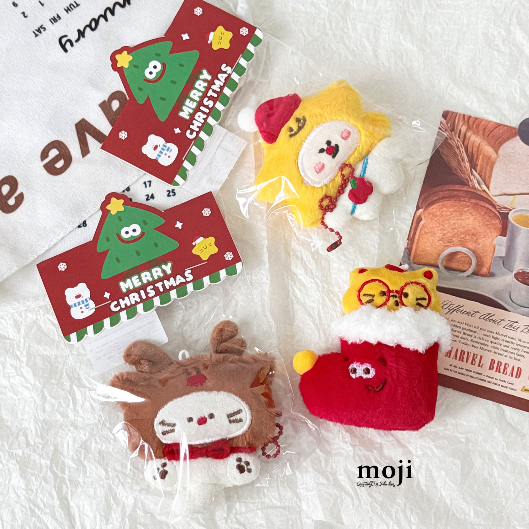 B.05A Móc khóa xmas Cute cat cosplay reindeer sock star