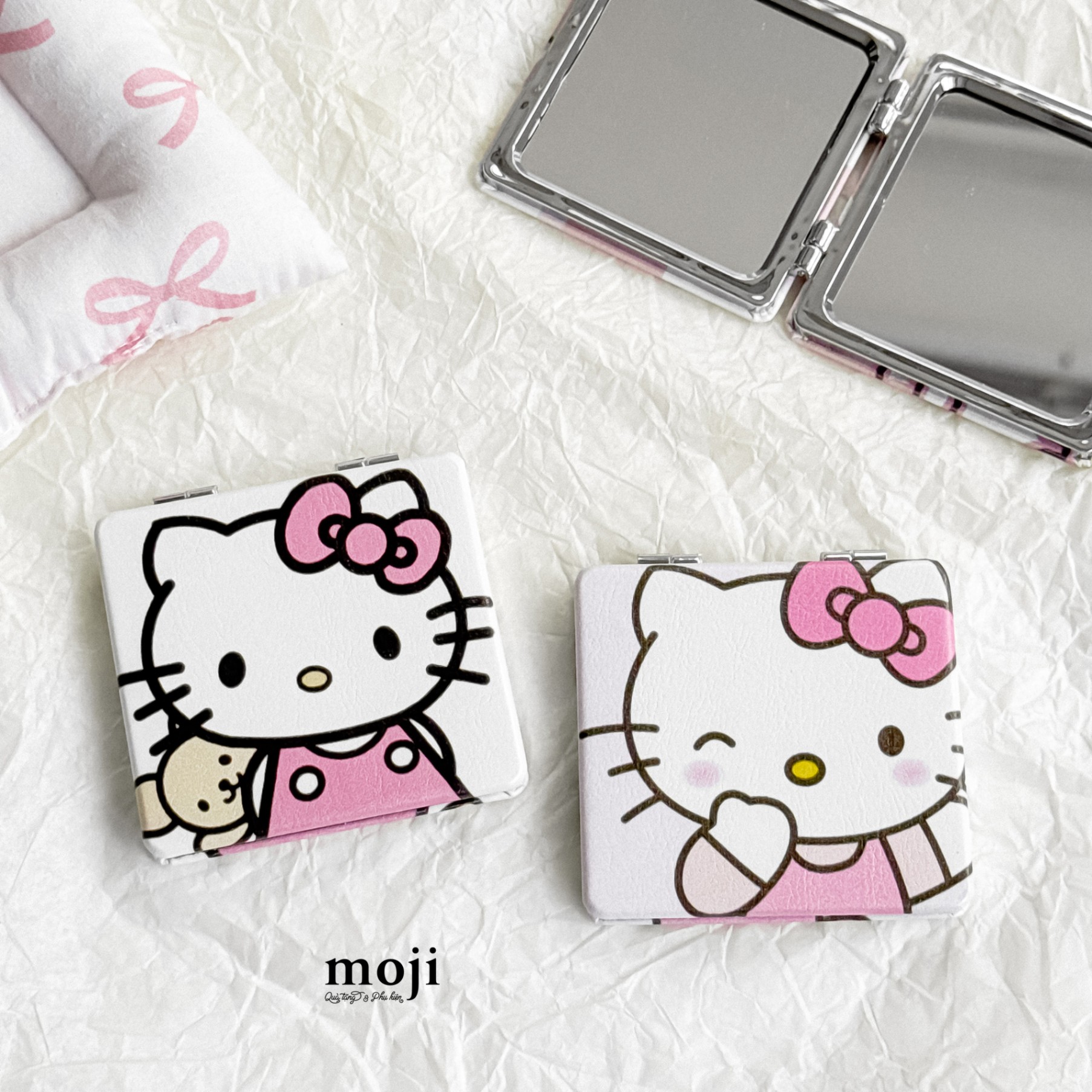 A.943 Gương Sanrio Hello Kitty má hồng nháy mắt gấu nâu 7x7