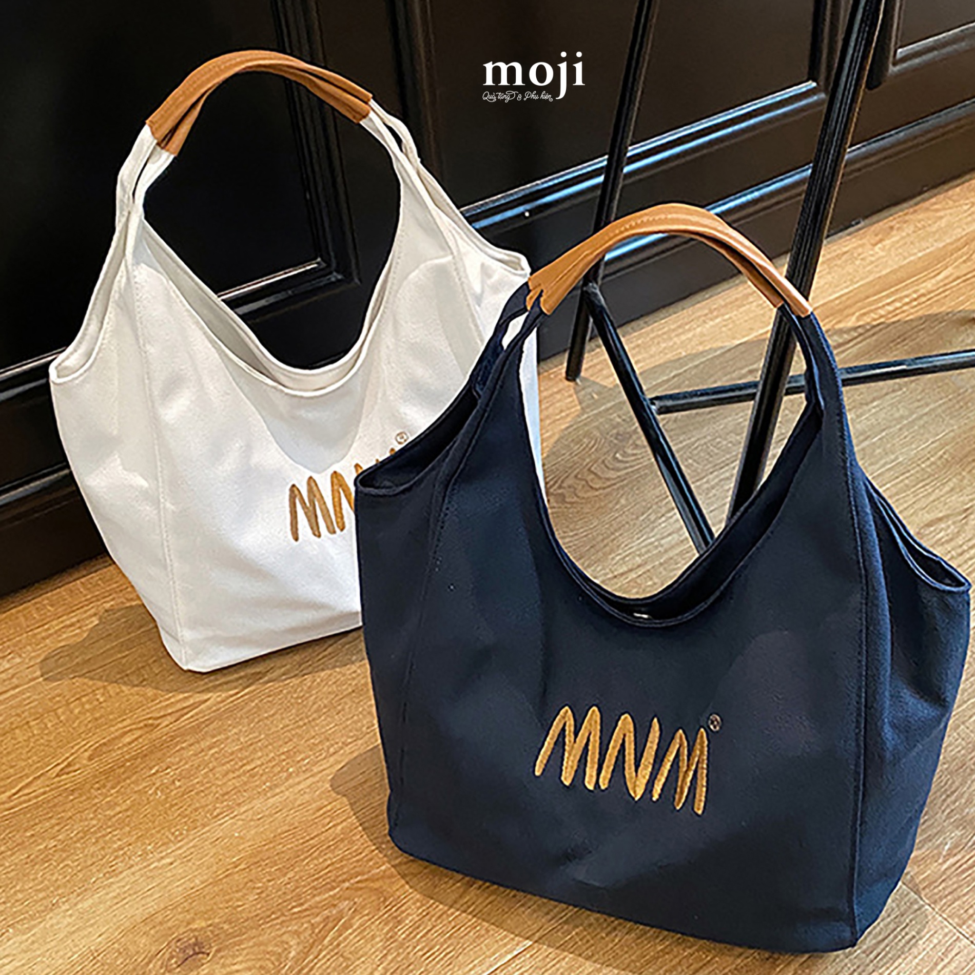 B.202 Túi đeo vải MNM thêu chữ quai phối da 20x36