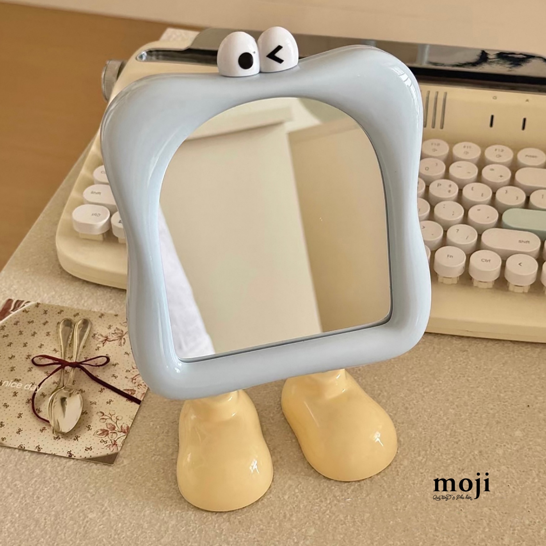 ThumbnailUri