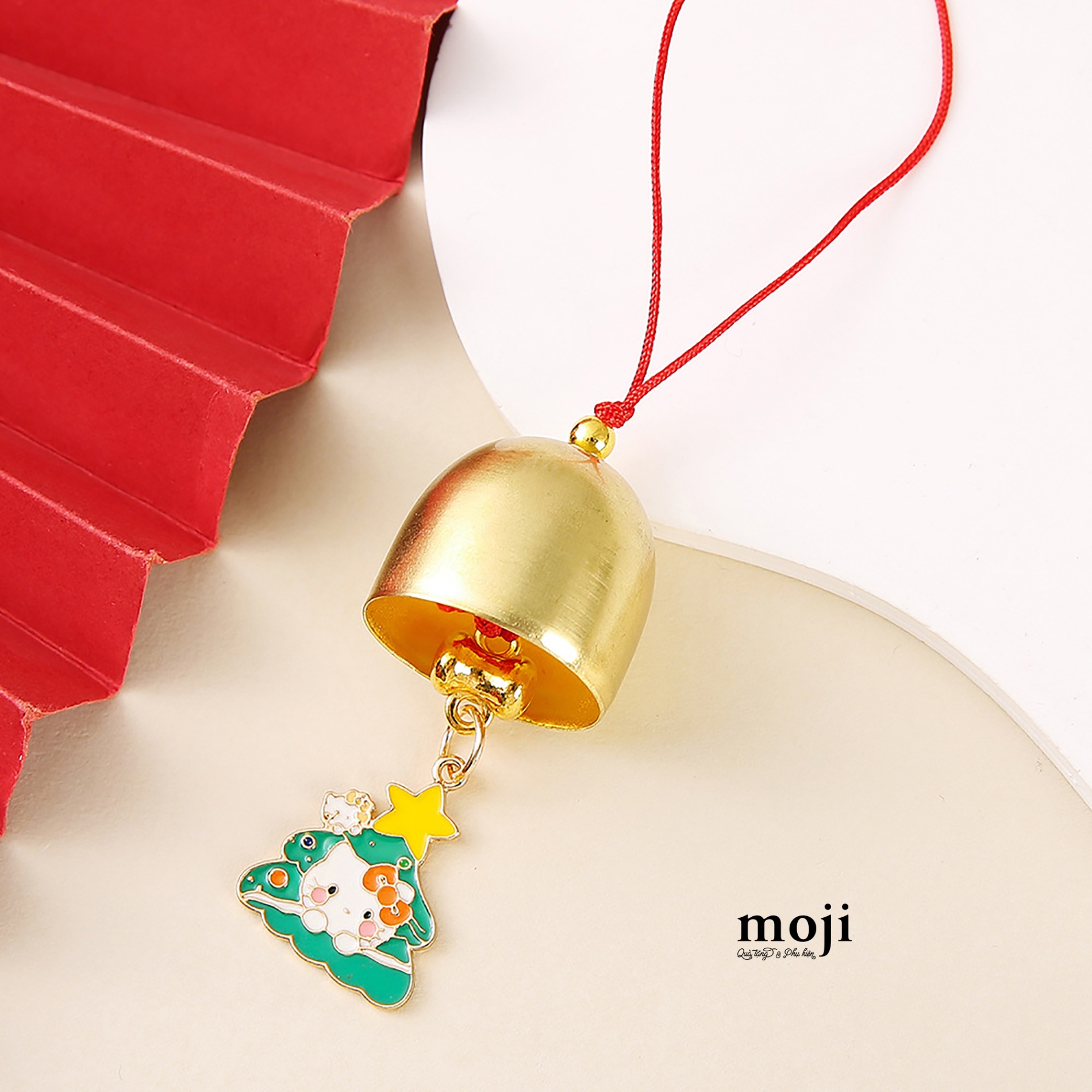 Chuông gió Xmas Sanrio Hello Kitty face happy holidays