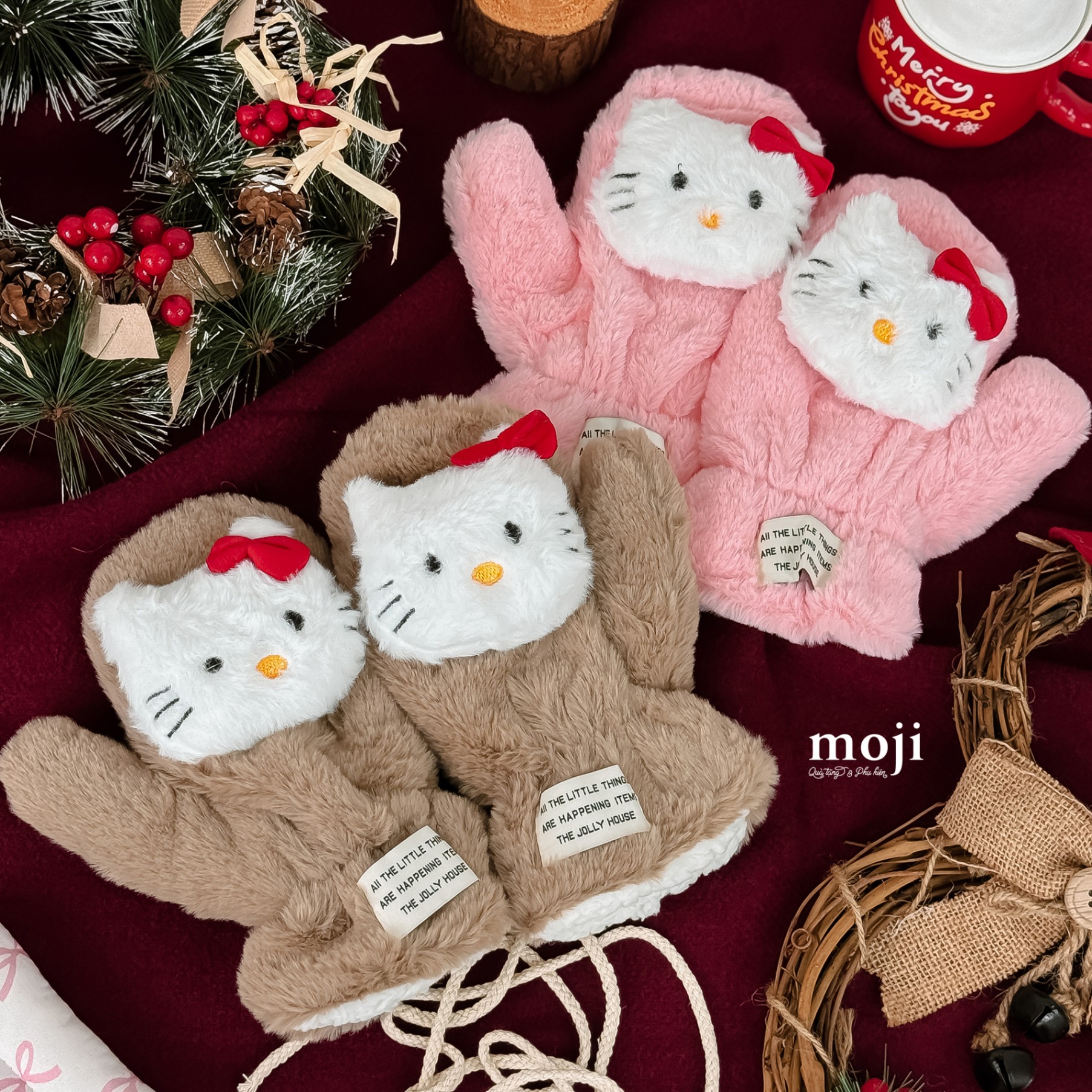 B.095 Găng tay Sanrio Hello Kitty face text stamp nền màu