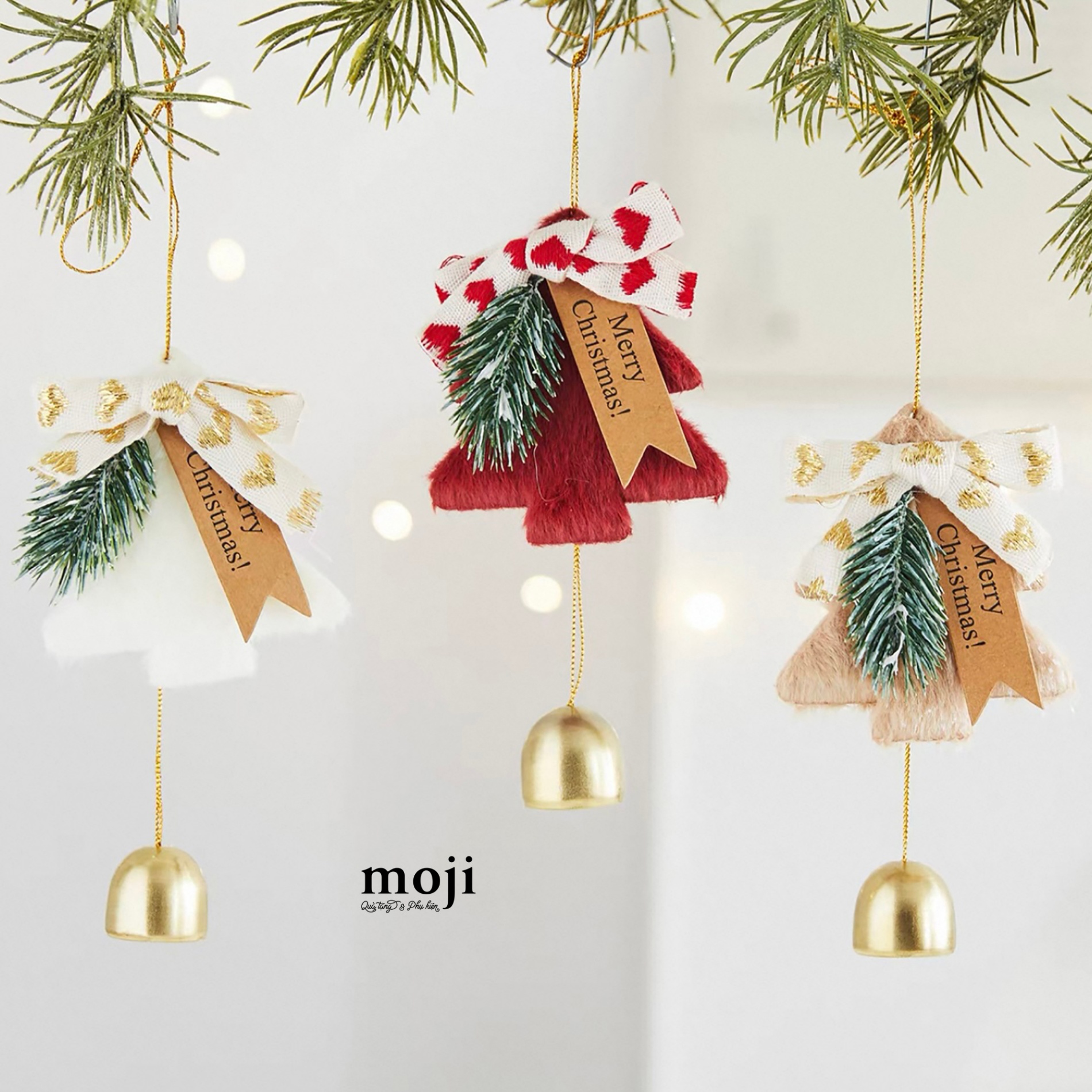 Móc treo trang trí Xmas Cây thông lông xù thắt nơ tim thả chuông