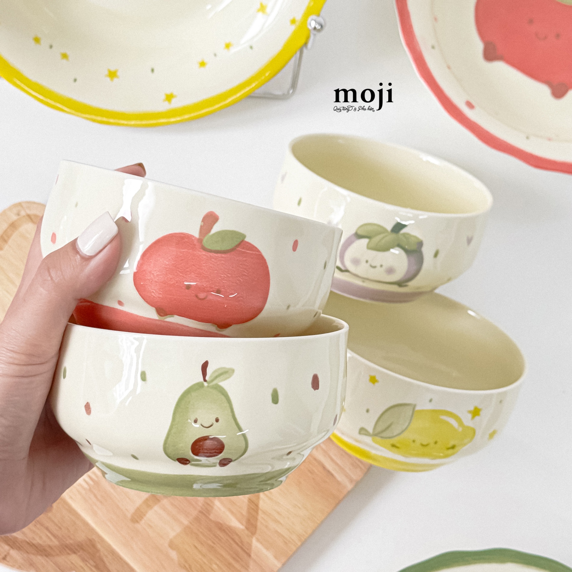 A.300 Chén bát gốm sứ Happy Fruit nền họa tiết viền đáy 6x12