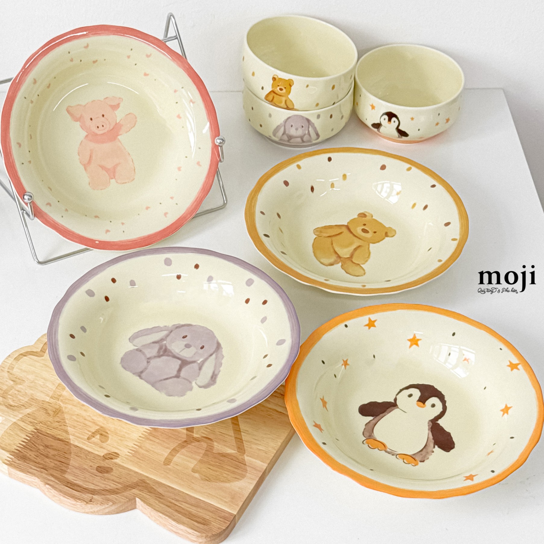 A.211 Đĩa gốm sứ Cute animals nền họa tiết viền màu 4x21