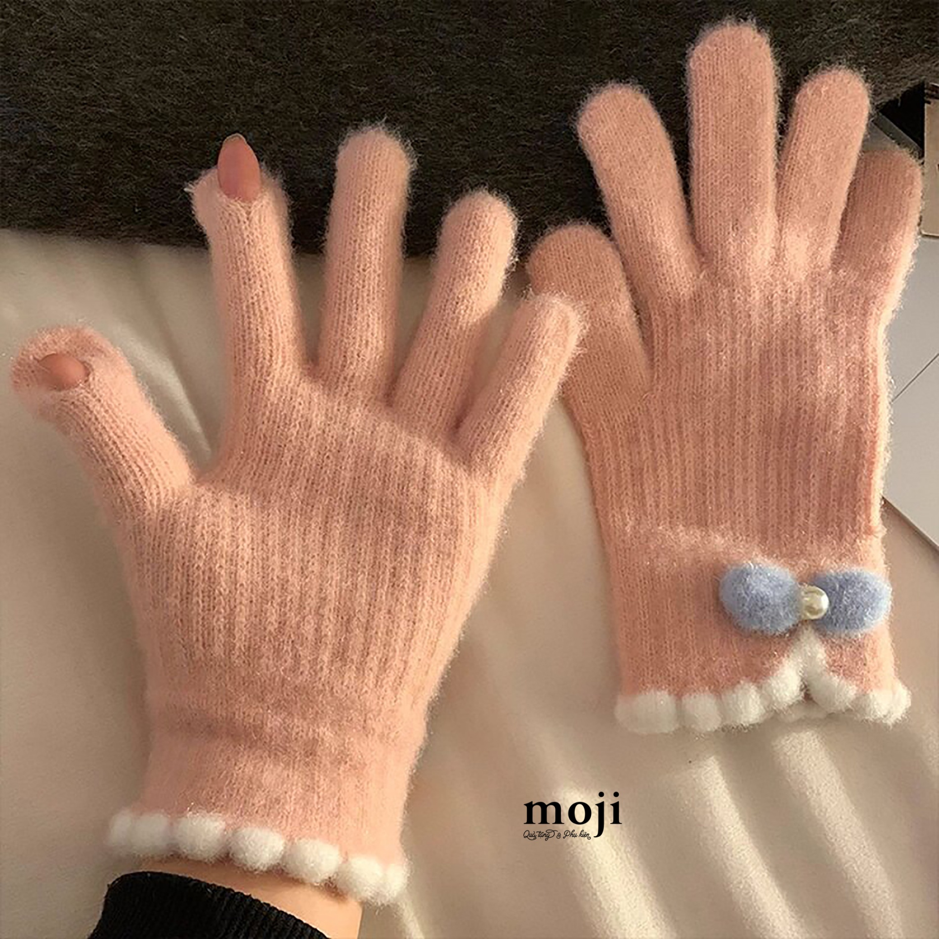 B.092 Găng tay nơ điệu