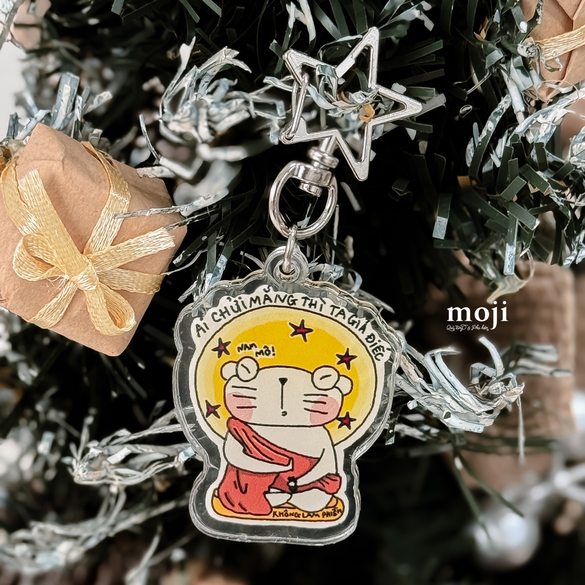 B.05L Móc khóa VN-25118546