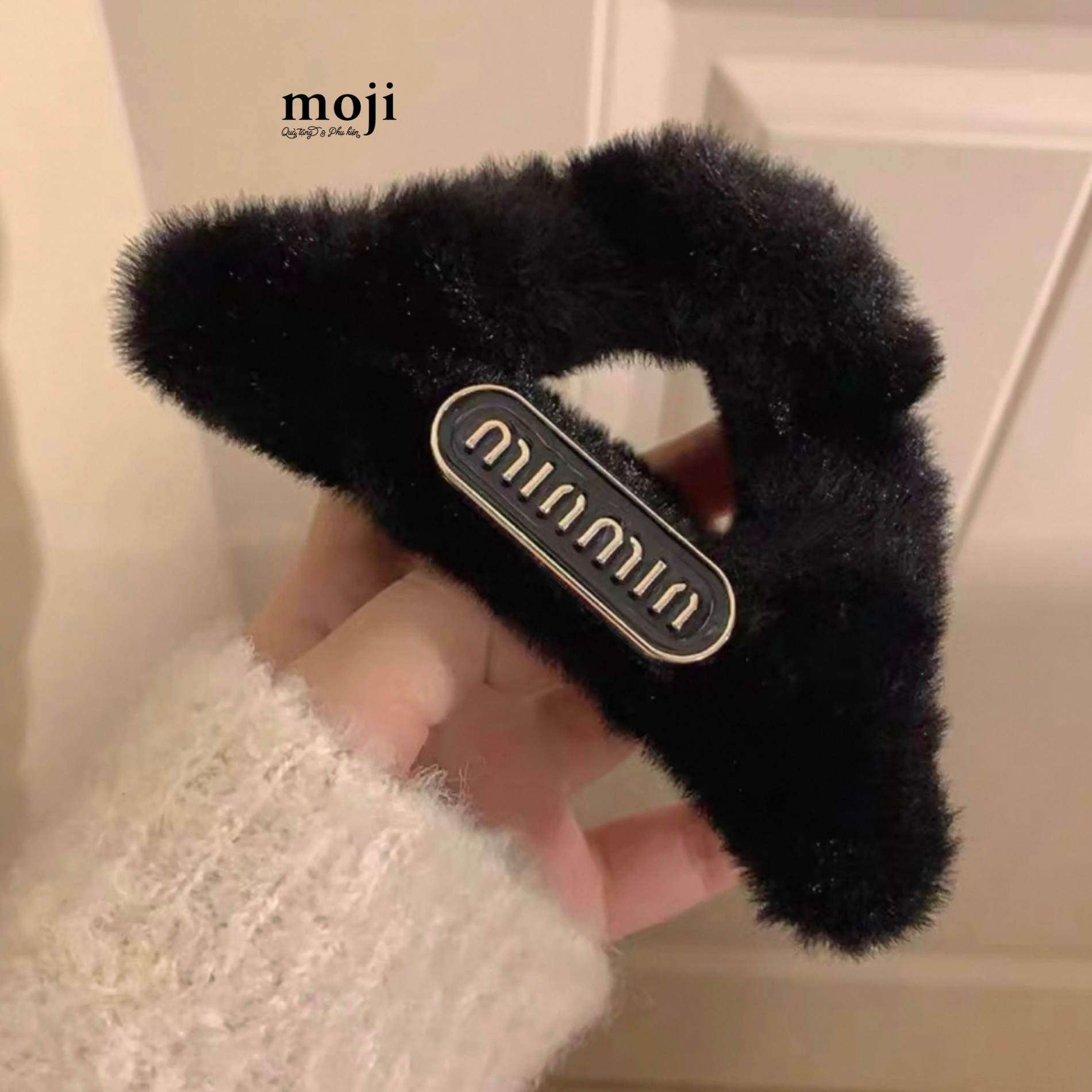 ThumbnailUri