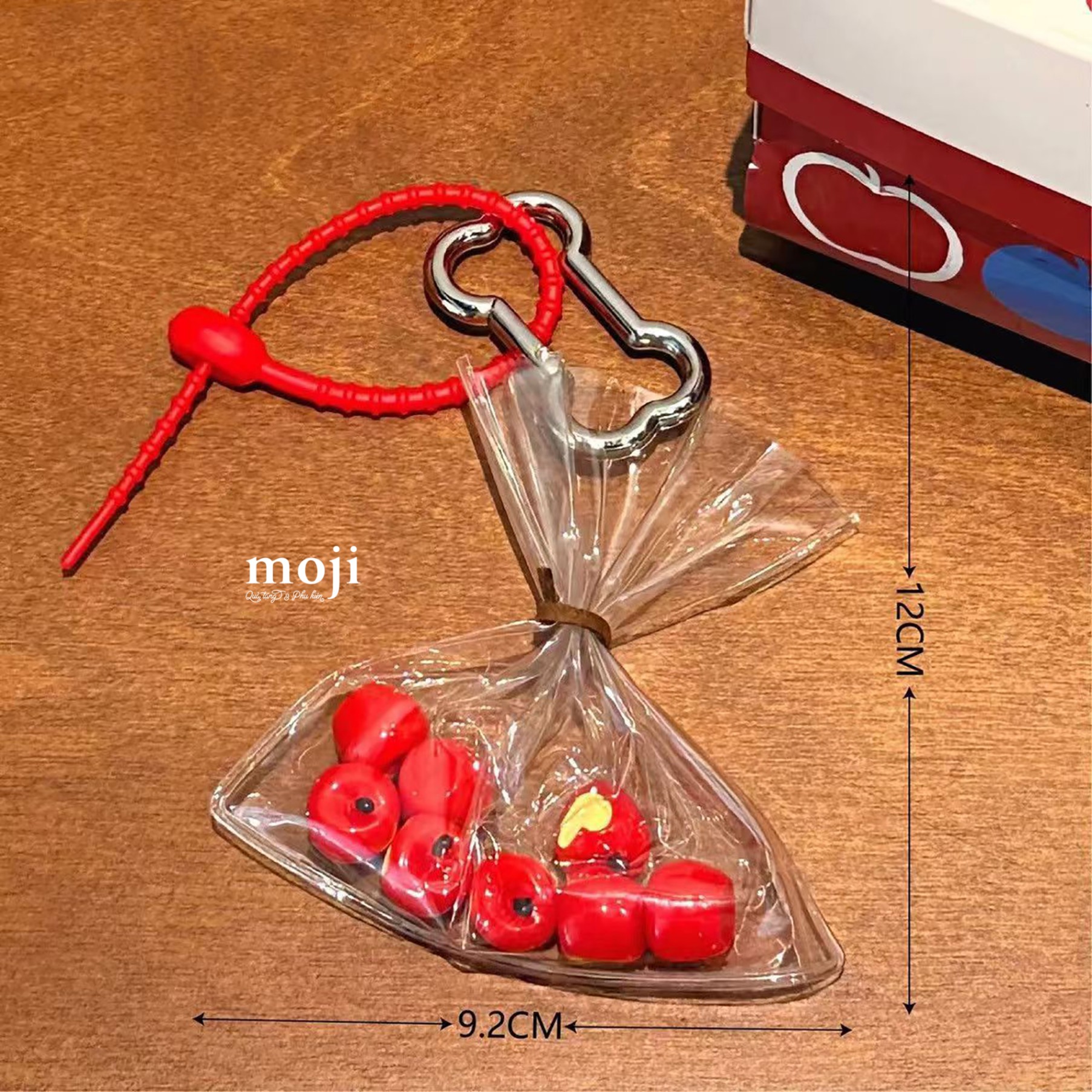 B.05E Móc khóa APP-25116549