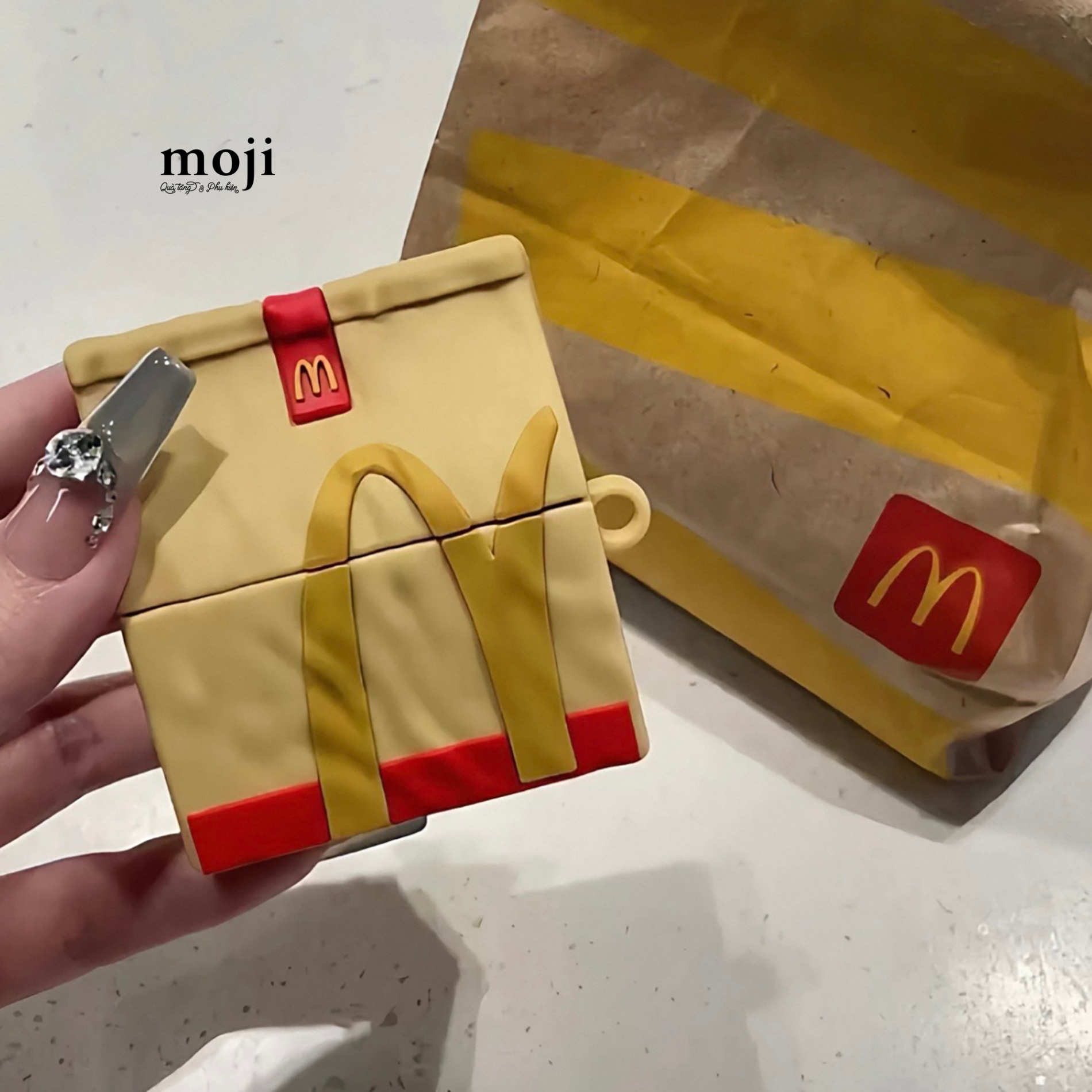 A.008 Ốp airpods FOO-26020409