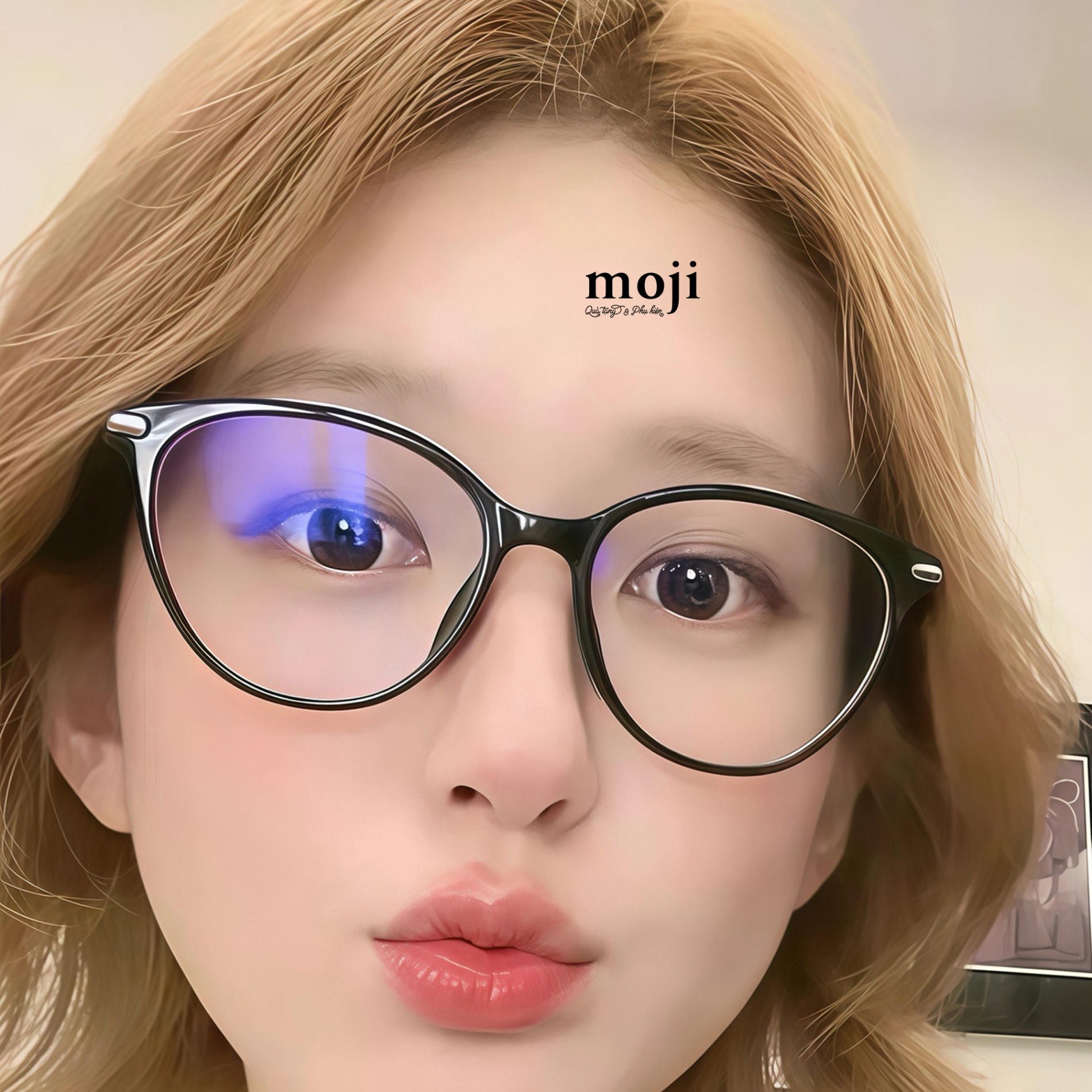 A.808 Kính N-26020210