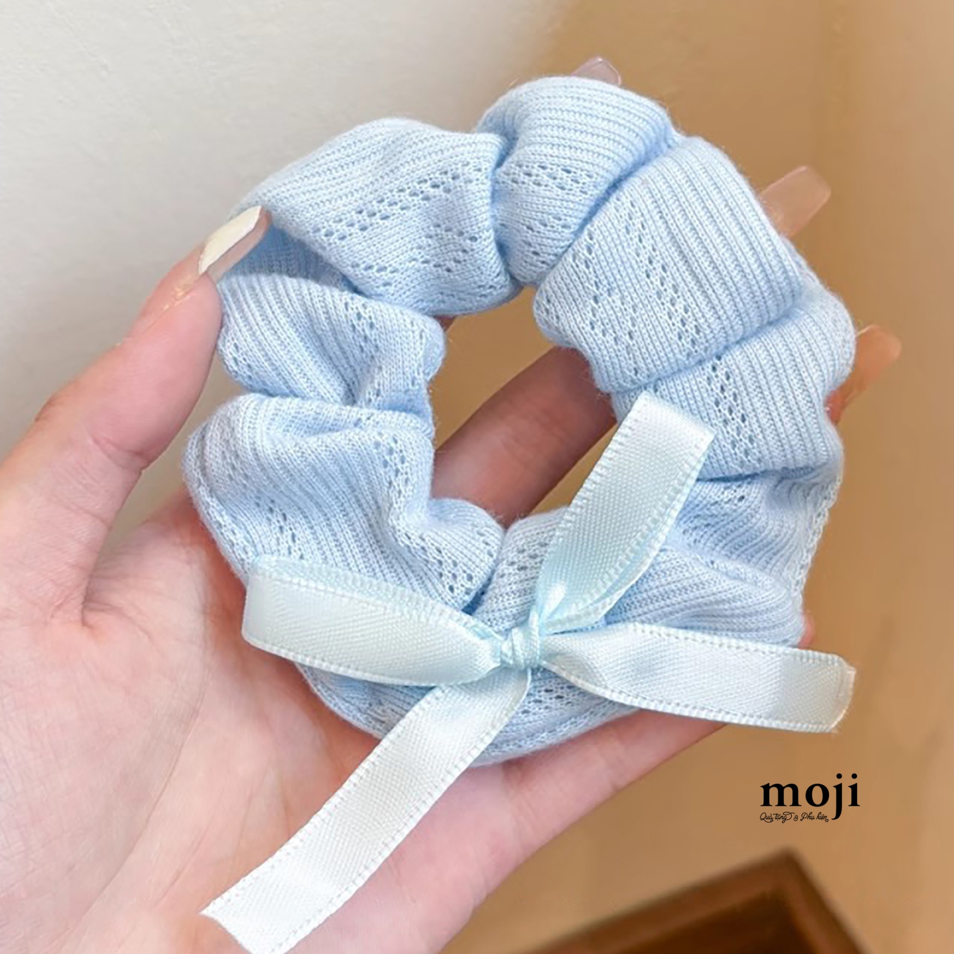 ThumbnailUri