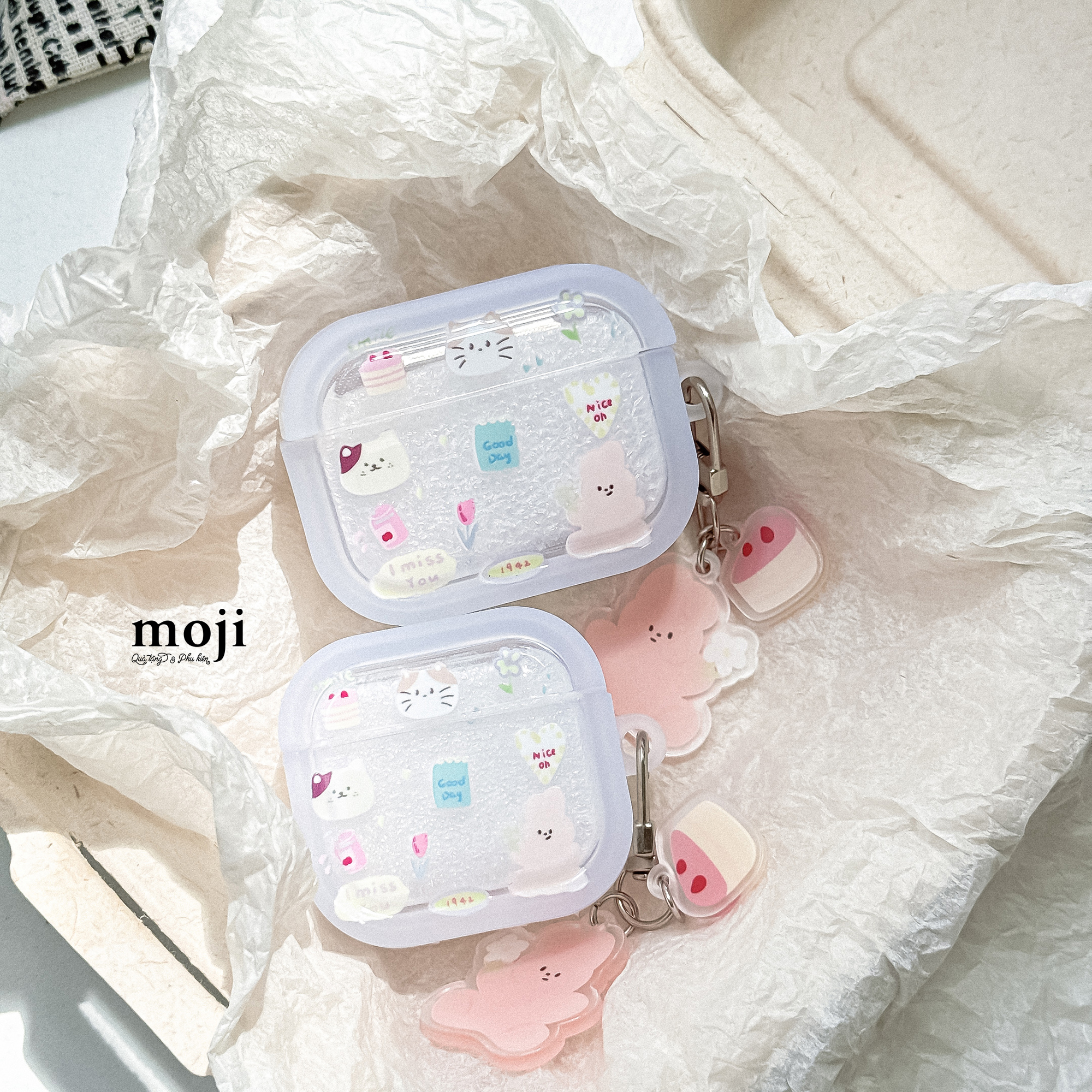 A.008 Ốp airpods ANM FLO-26050145