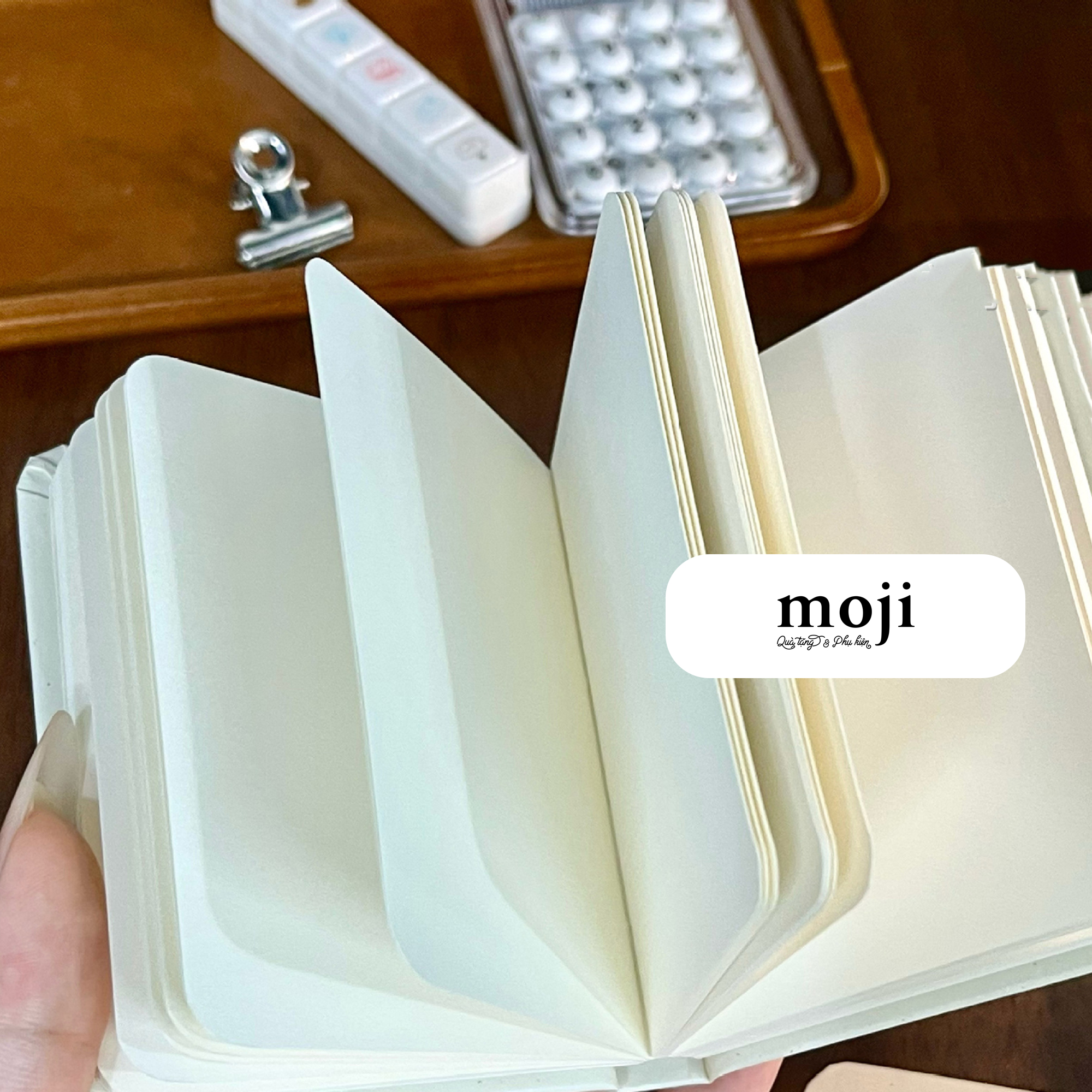 ThumbnailUri