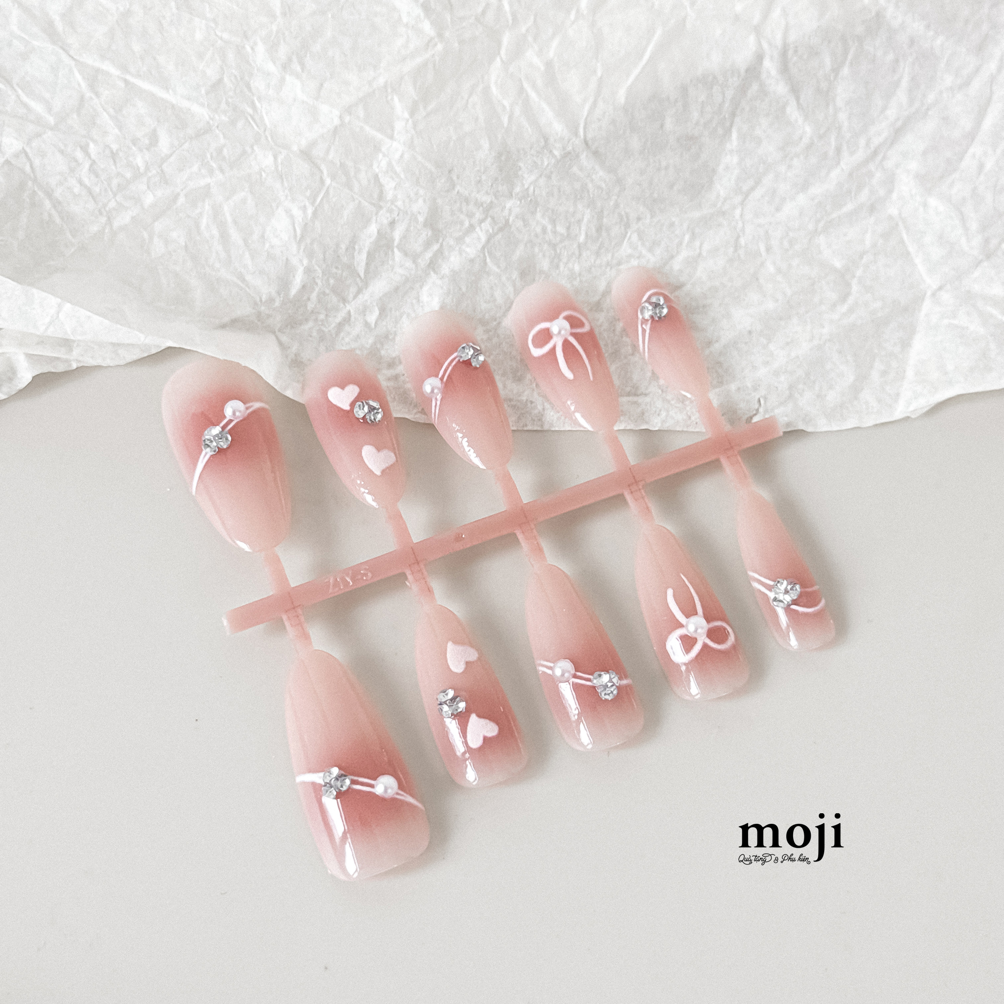 A.806 Móng tay giả BWN LOV S311-26020796