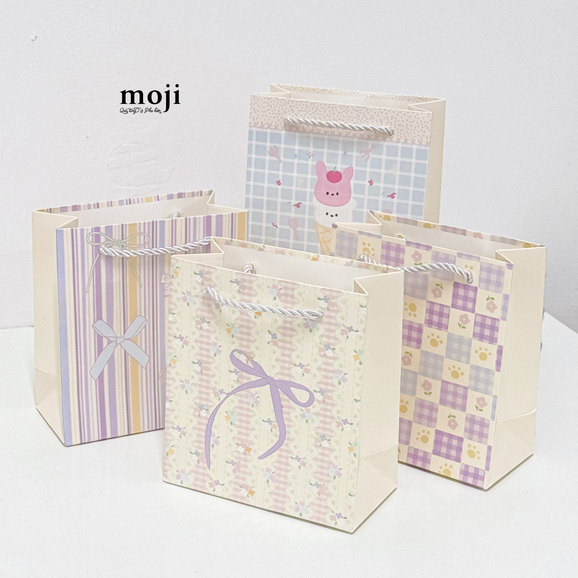 B.040 Túi quà ANM FLO HTT 14715-26020622