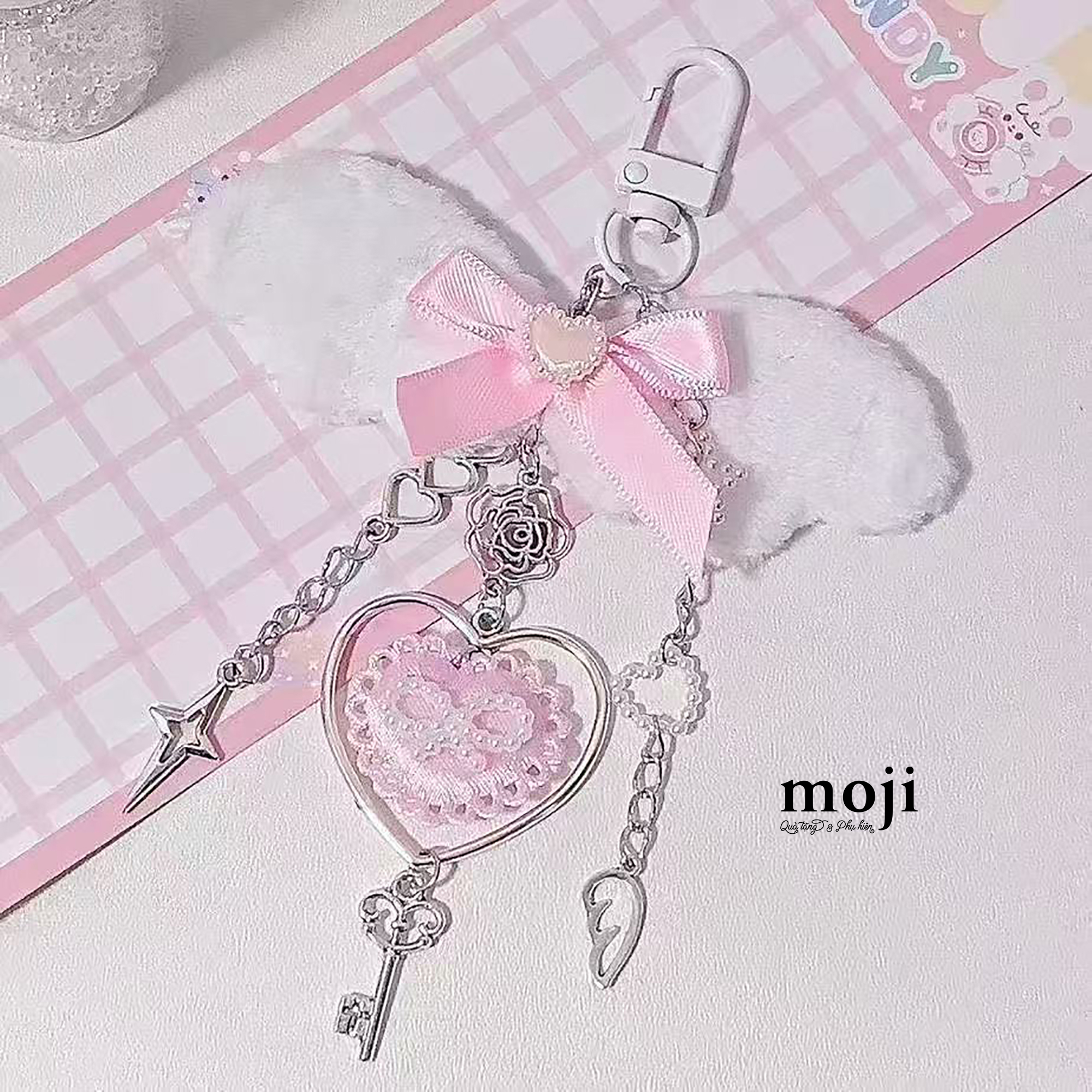 B.05E Móc khoá AGL LOV-26070169