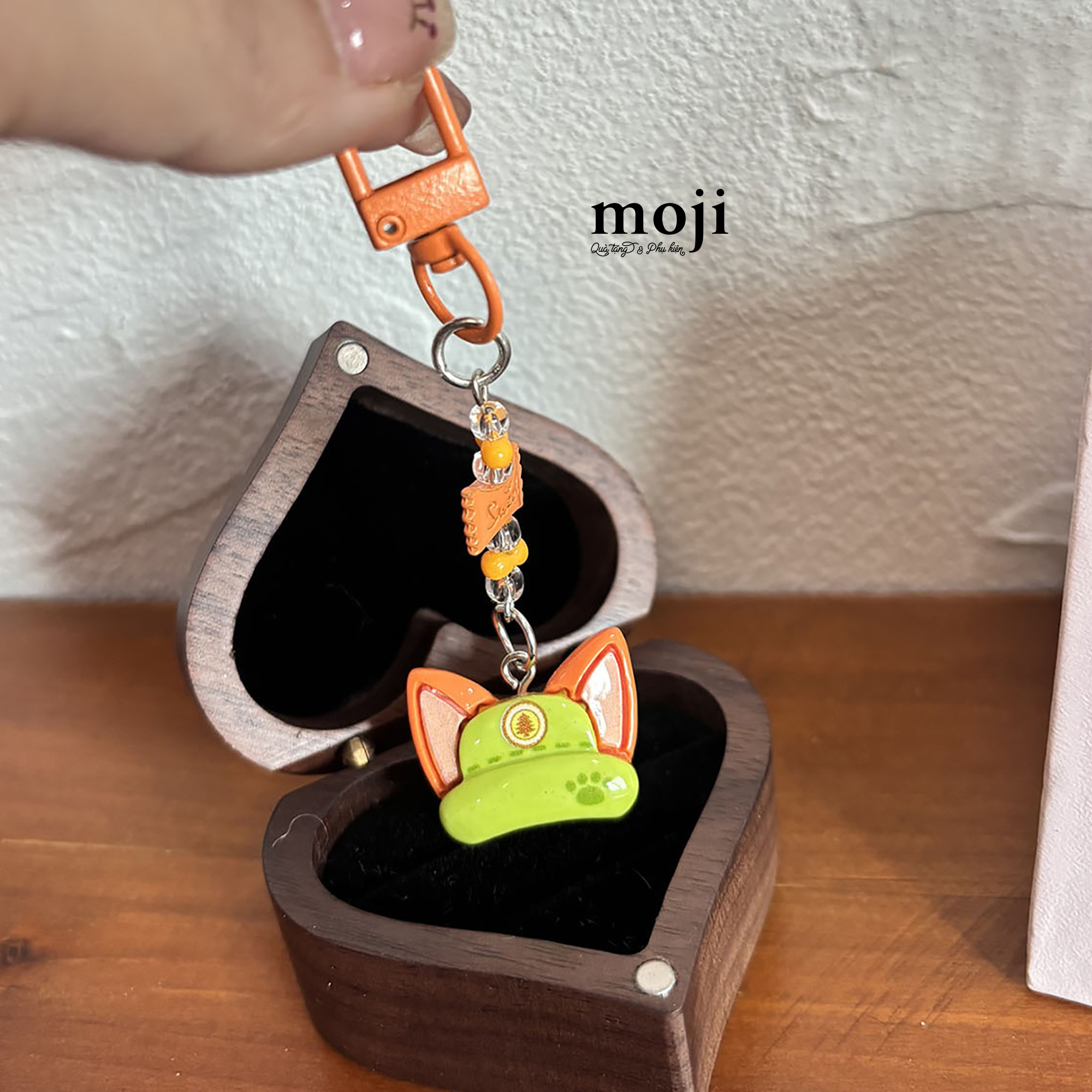ThumbnailUri