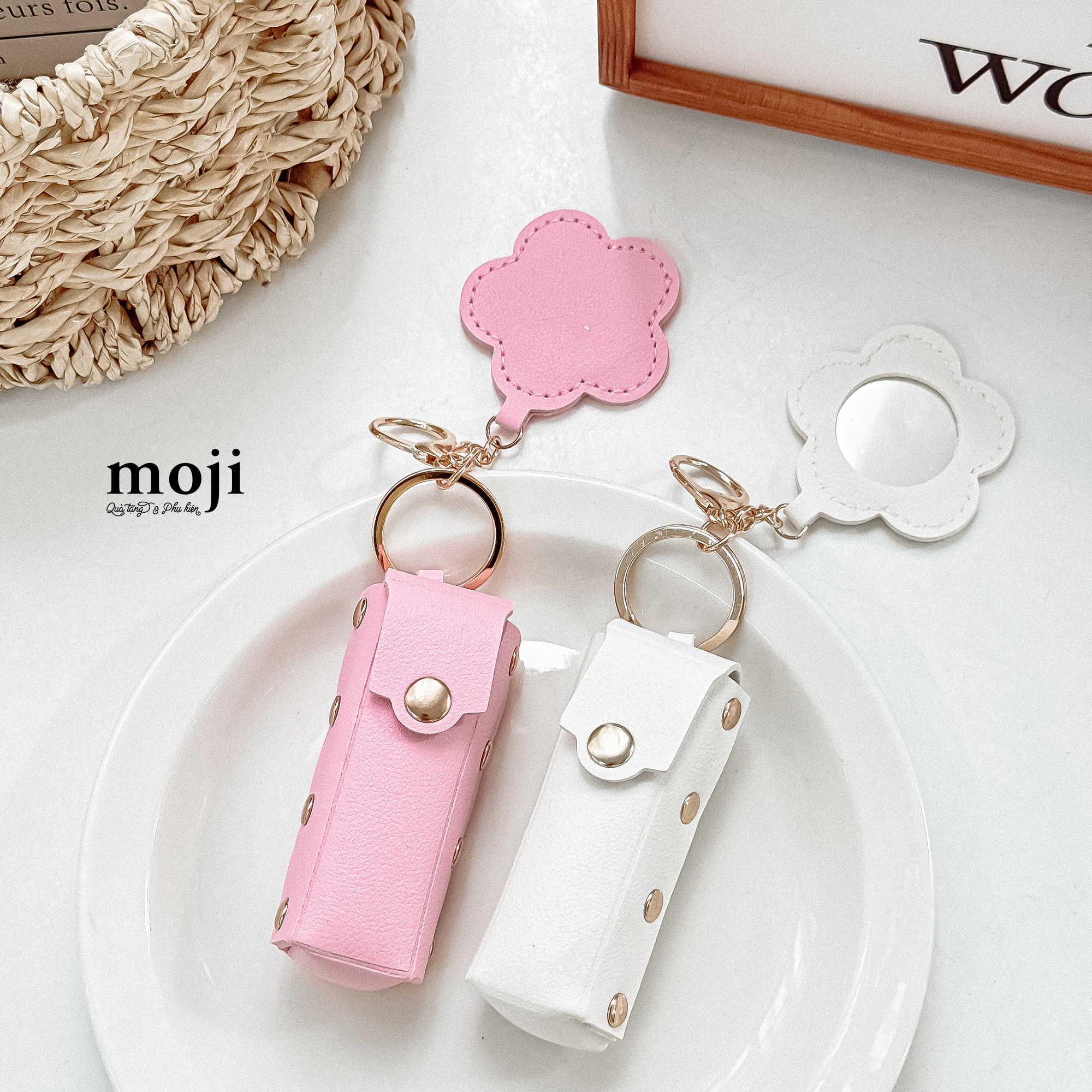 B.05I Móc khóa KG FLO-26030080