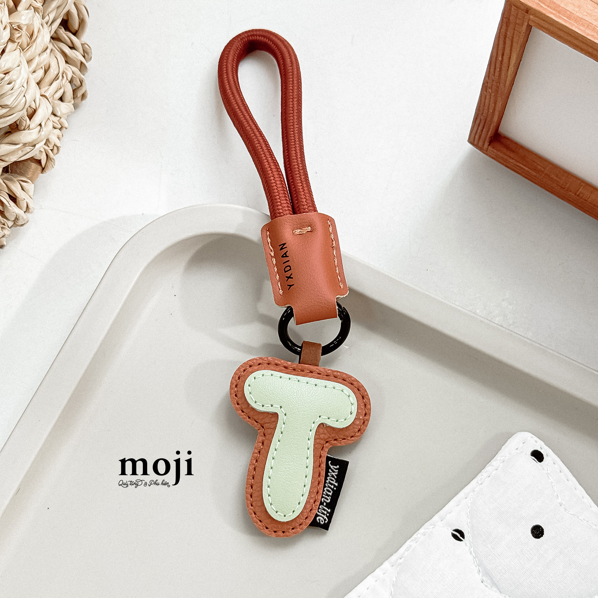 ThumbnailUri