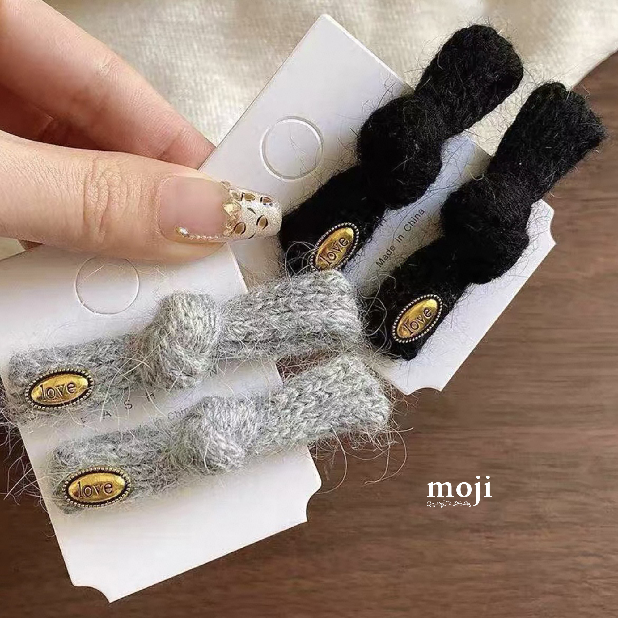 B.070 Kẹp tóc S2 LOV BWN-26020272