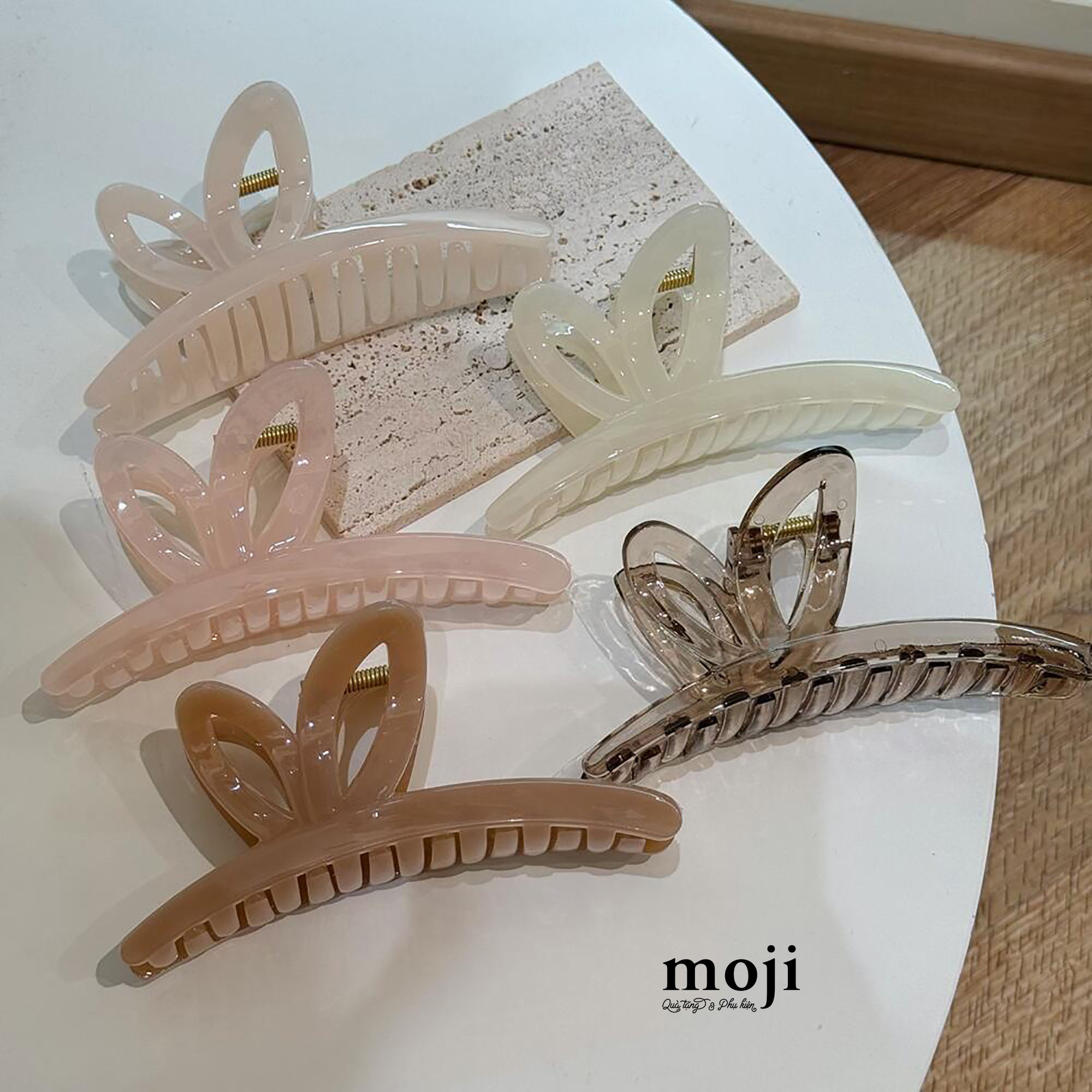 B.072 Kẹp càng cua ANM-26090354