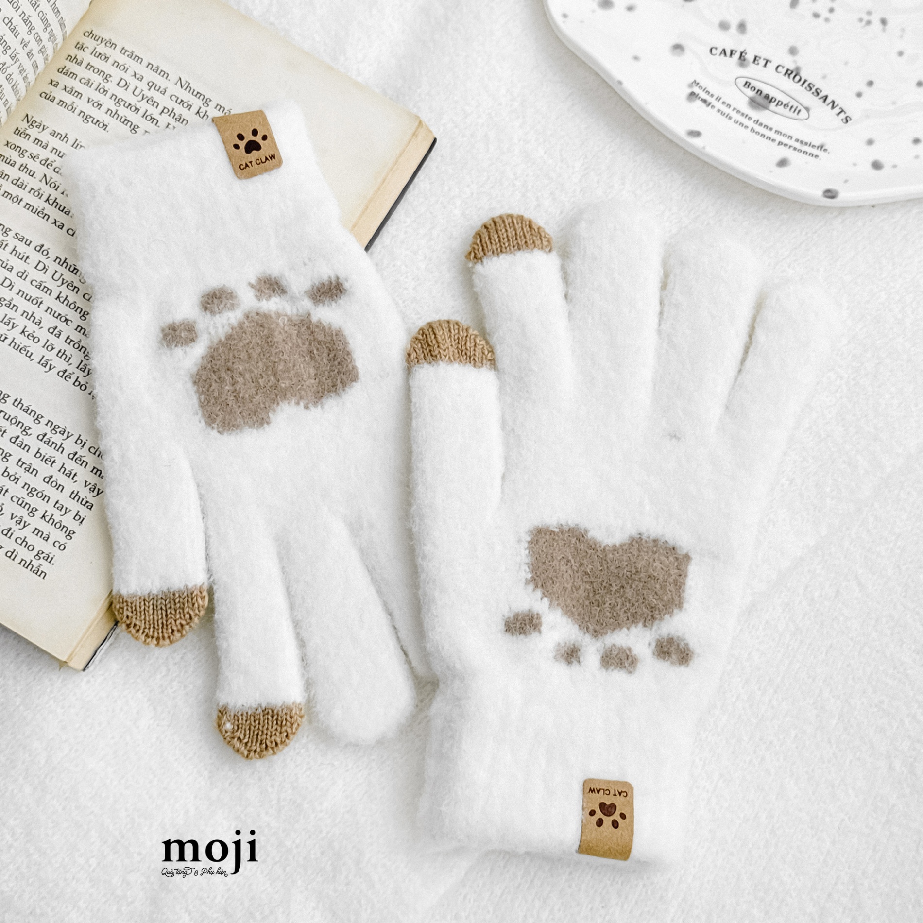 B.093 Găng tay chân mèo