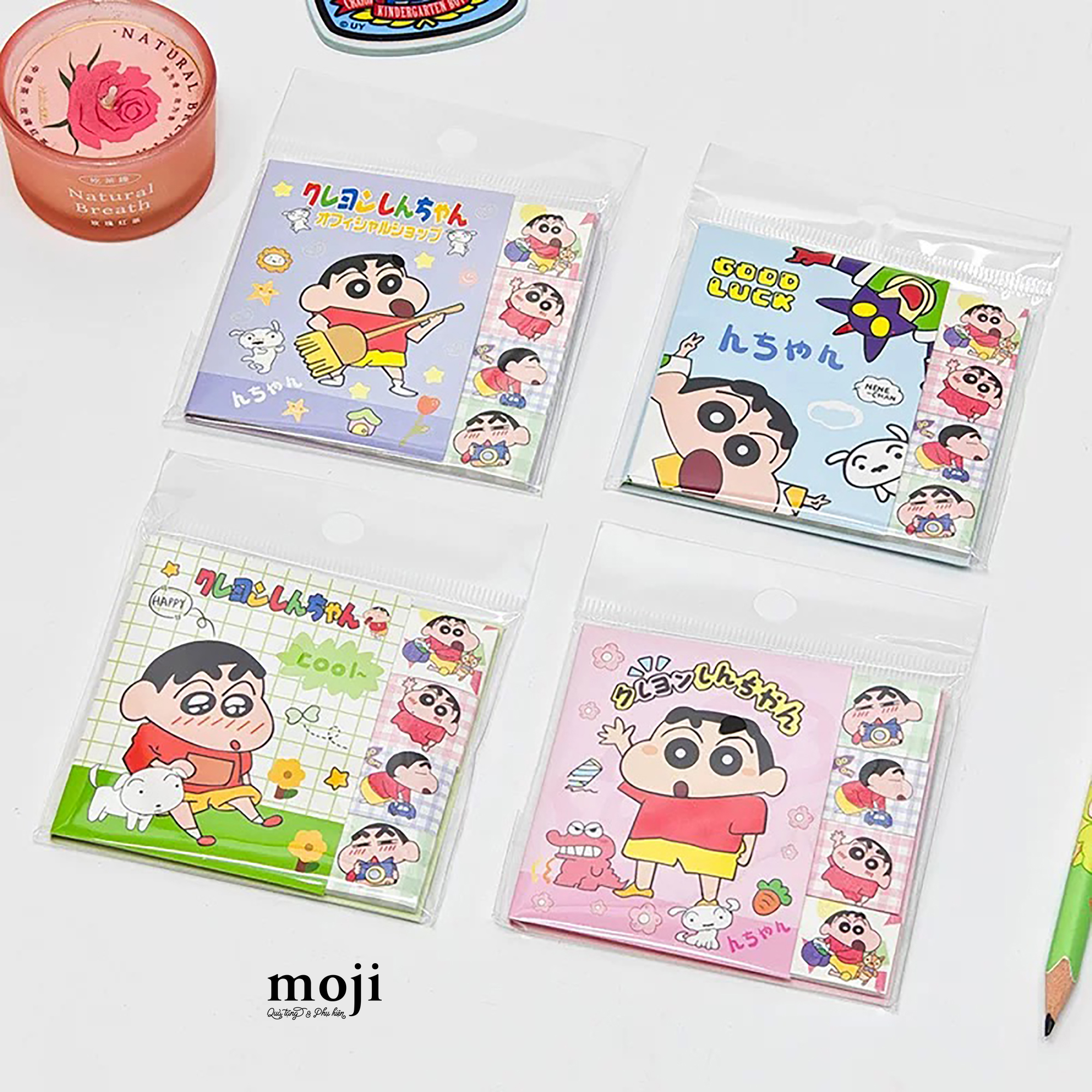 Bookmark MJ note Shinchan acitivities nền họa tiết kẻ ô