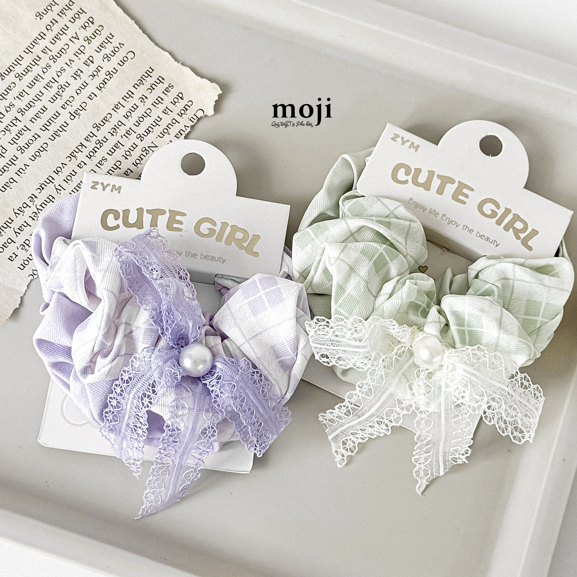 Buộc tóc set2 scrunchies họa tiết kẻ ô đính nơ ngọc trai phối màu