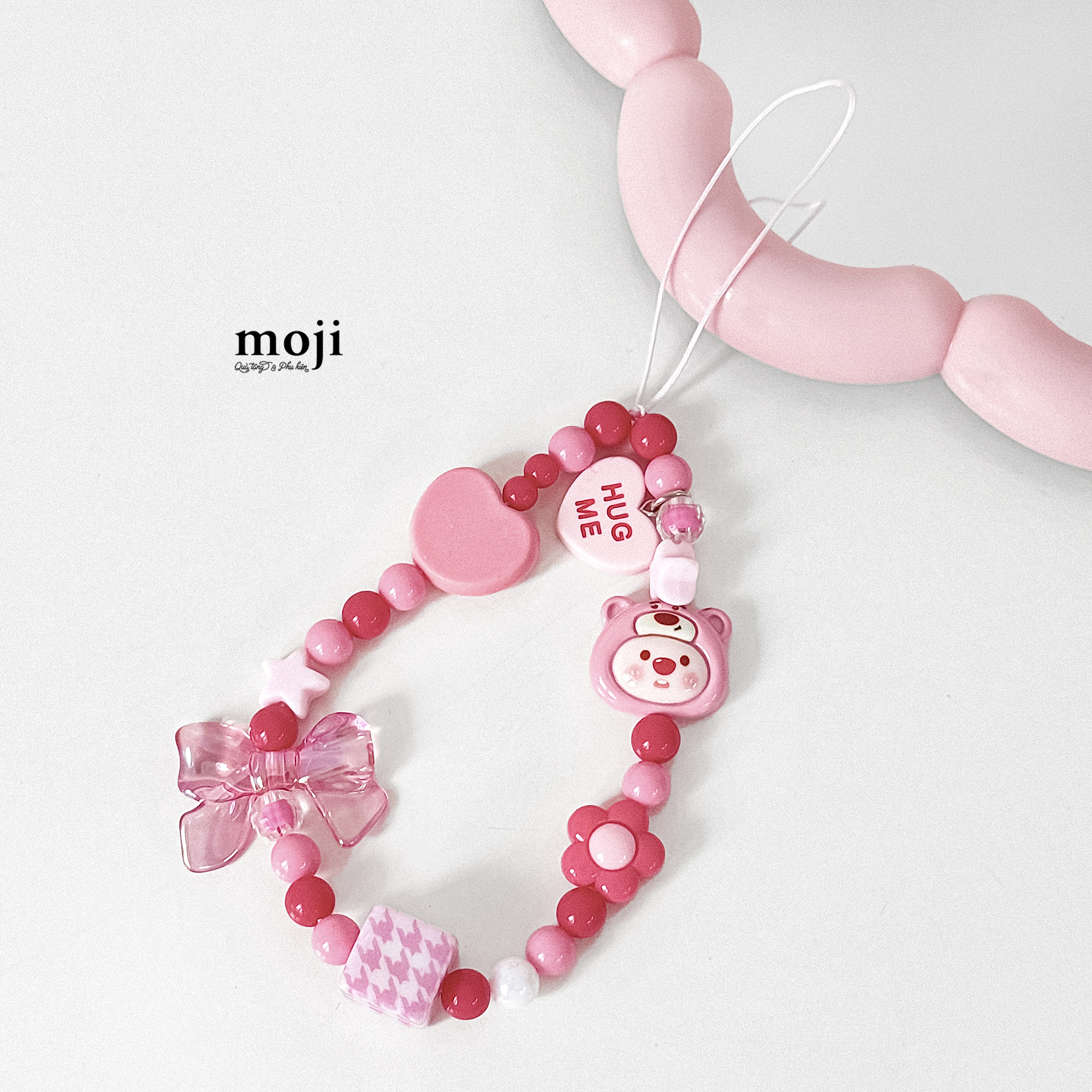 Dây đeo điện thoại Hải ly Loopy face cosplay Lotso be mine heart bow khối vuông