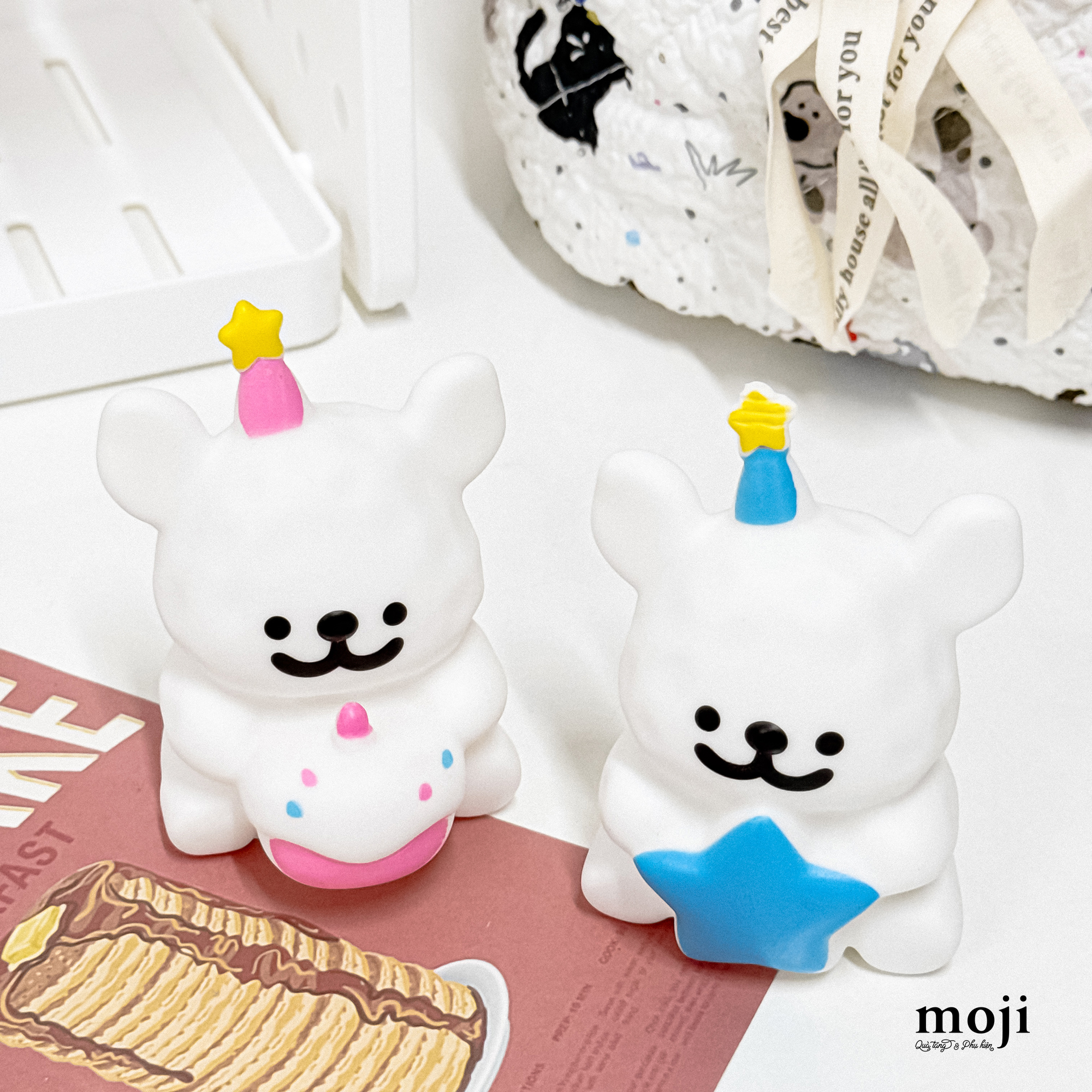 Đèn ngủ led Cute dog đội mũ ôm bánh ngôi sao dùng pin 5x9