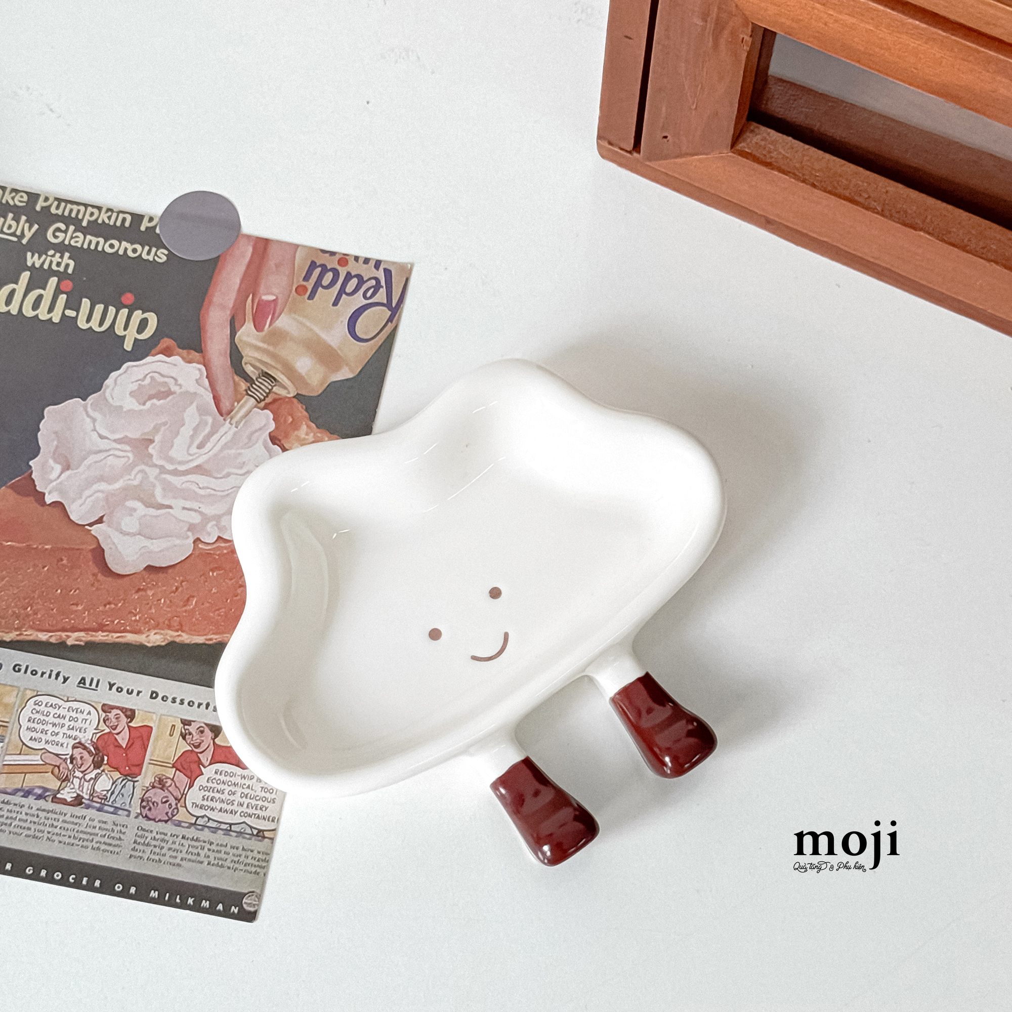 Đĩa gốm sứ mini Happy cloud đám mây có chân gác đũa 10x11