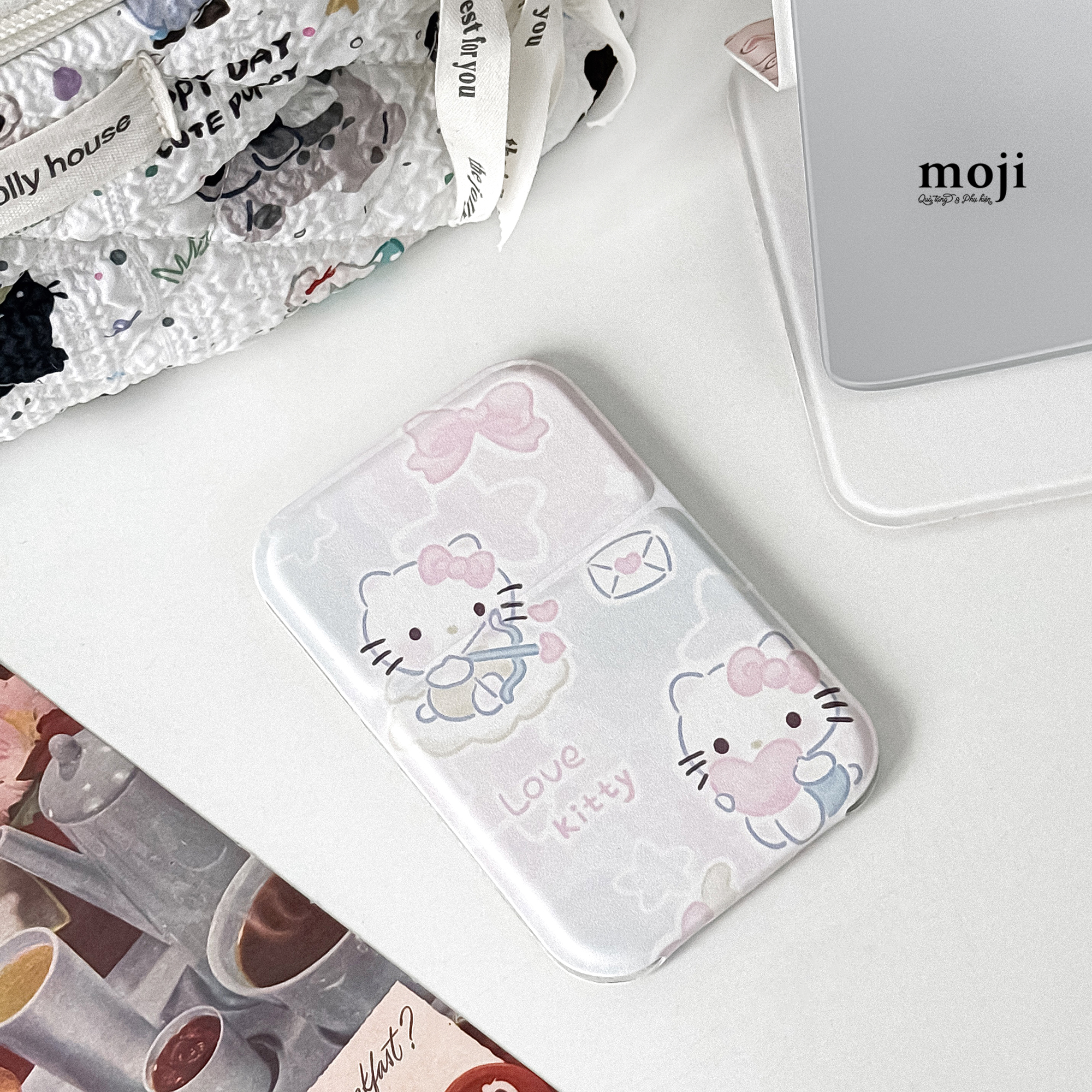 Gương gập để bàn mini Sanrio family Hello Kitty cupid 7x10
